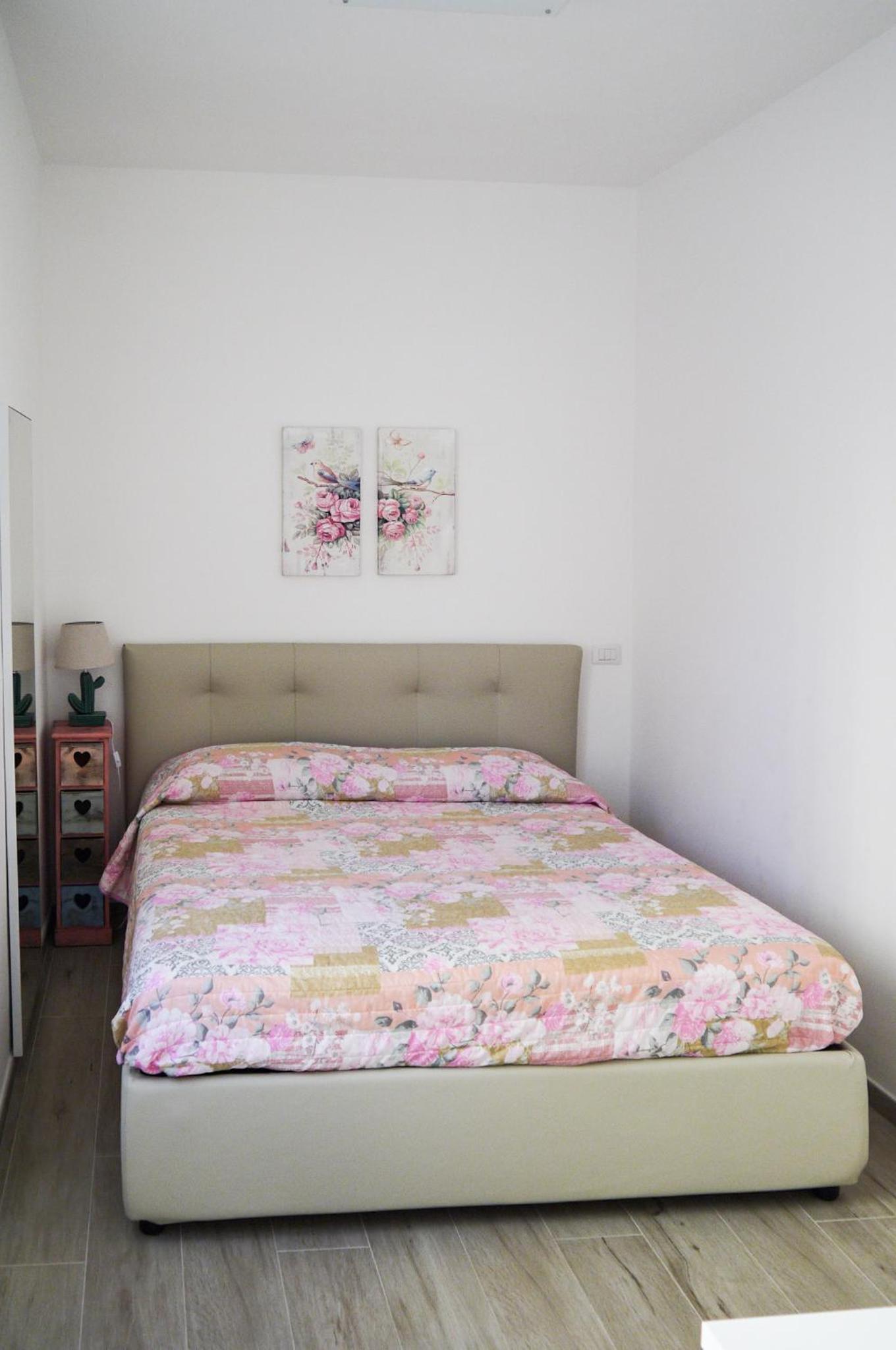 Two-Bedroom Apartment - Photo 3