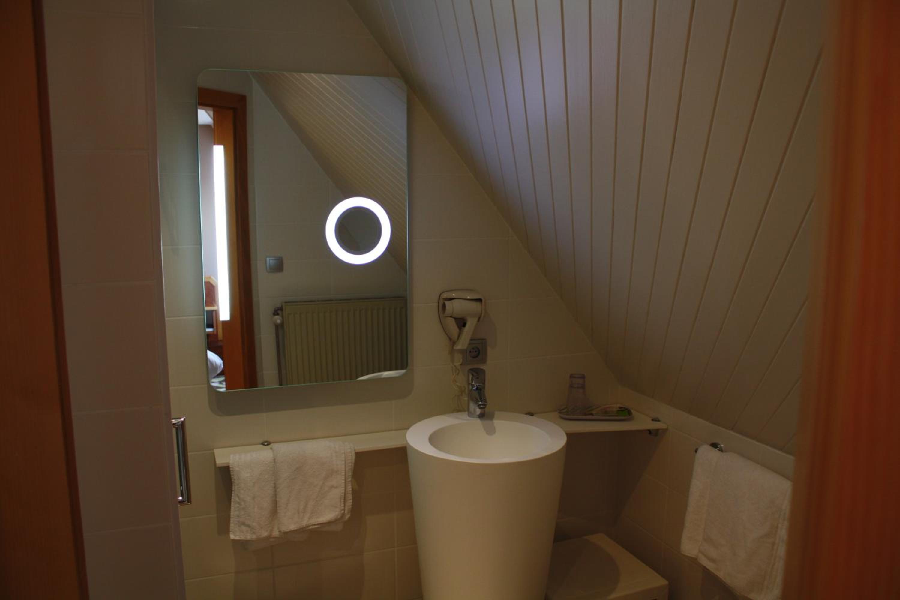 Comfort Double Room - Photo 7