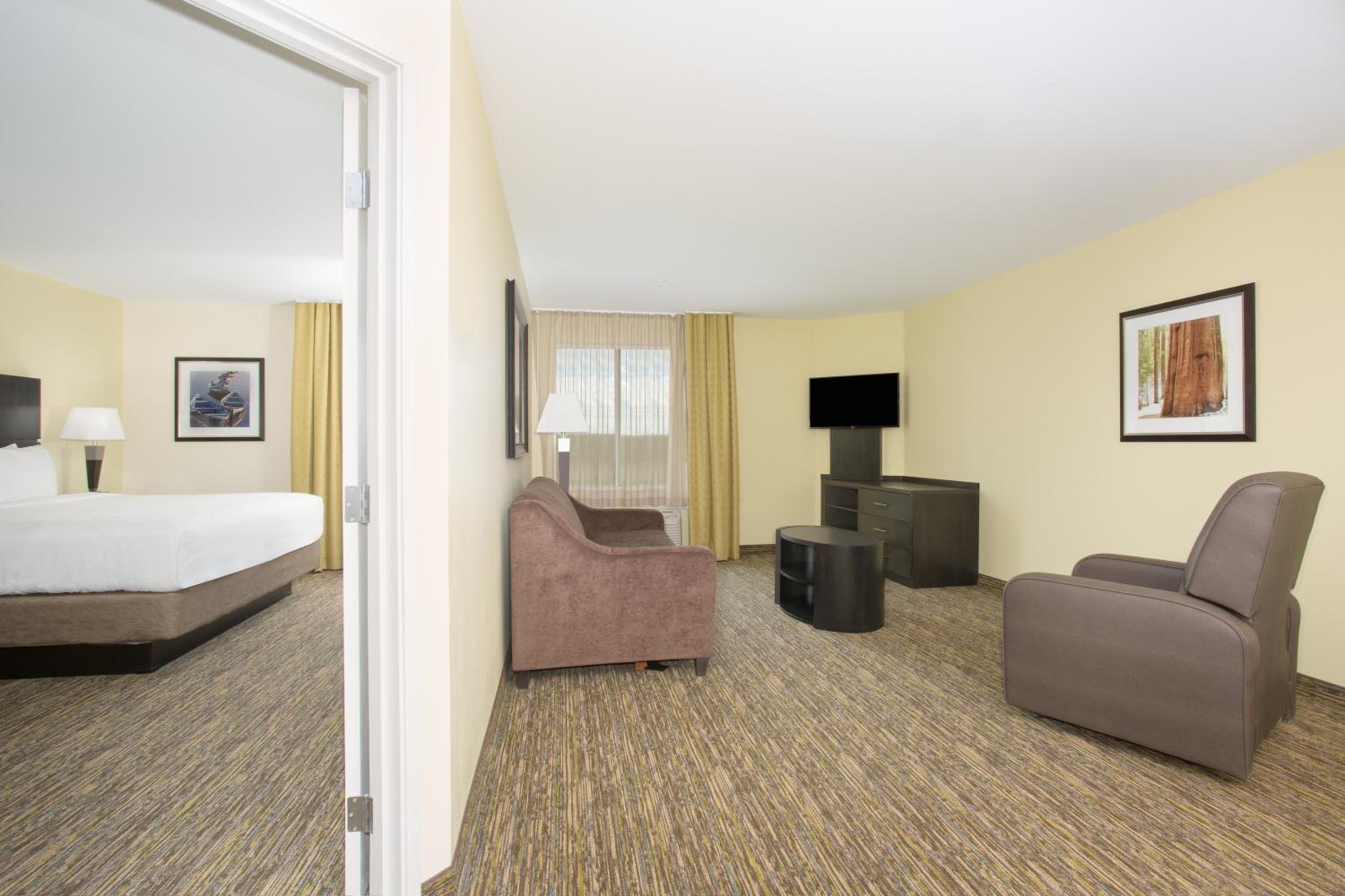 Queen Room - Hearing Accessible