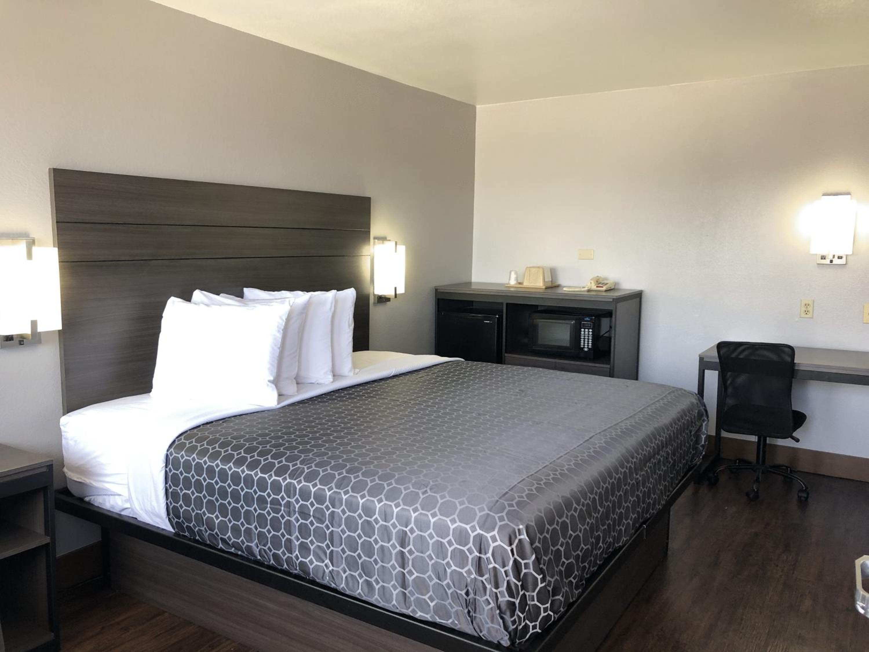 Standard King Room