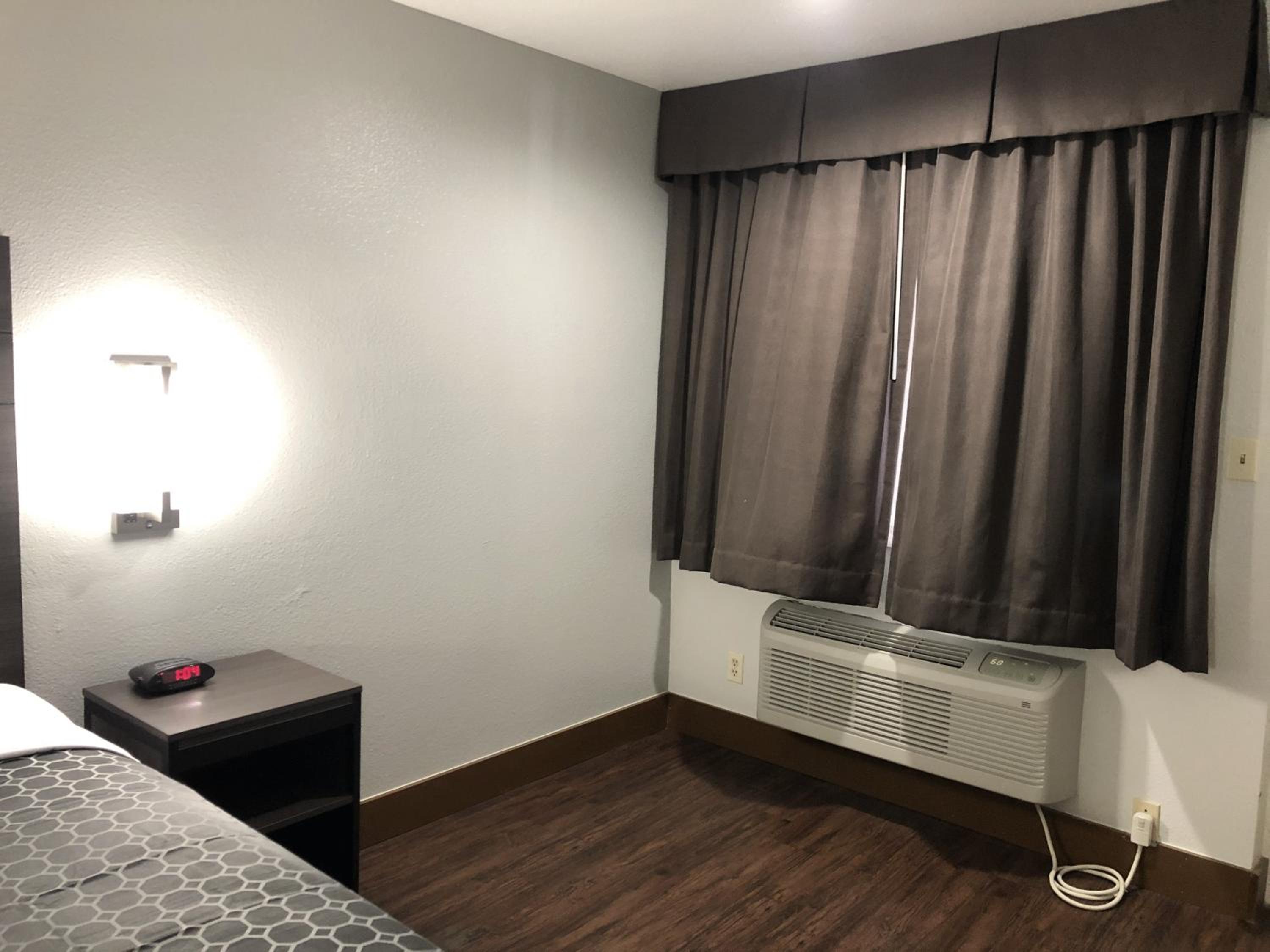 Deluxe Queen Room with Two Queen Beds