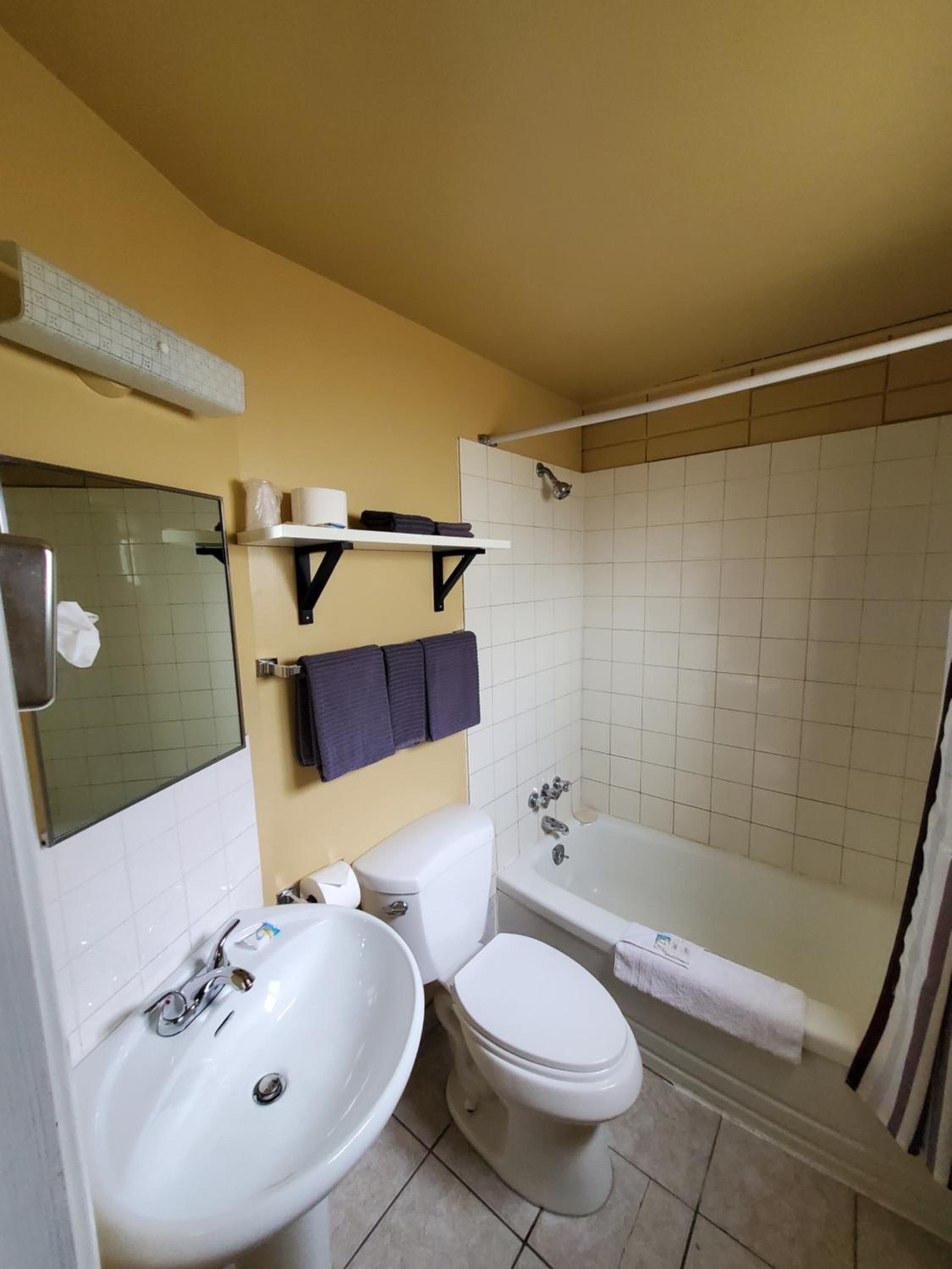 Double Room - Photo 4