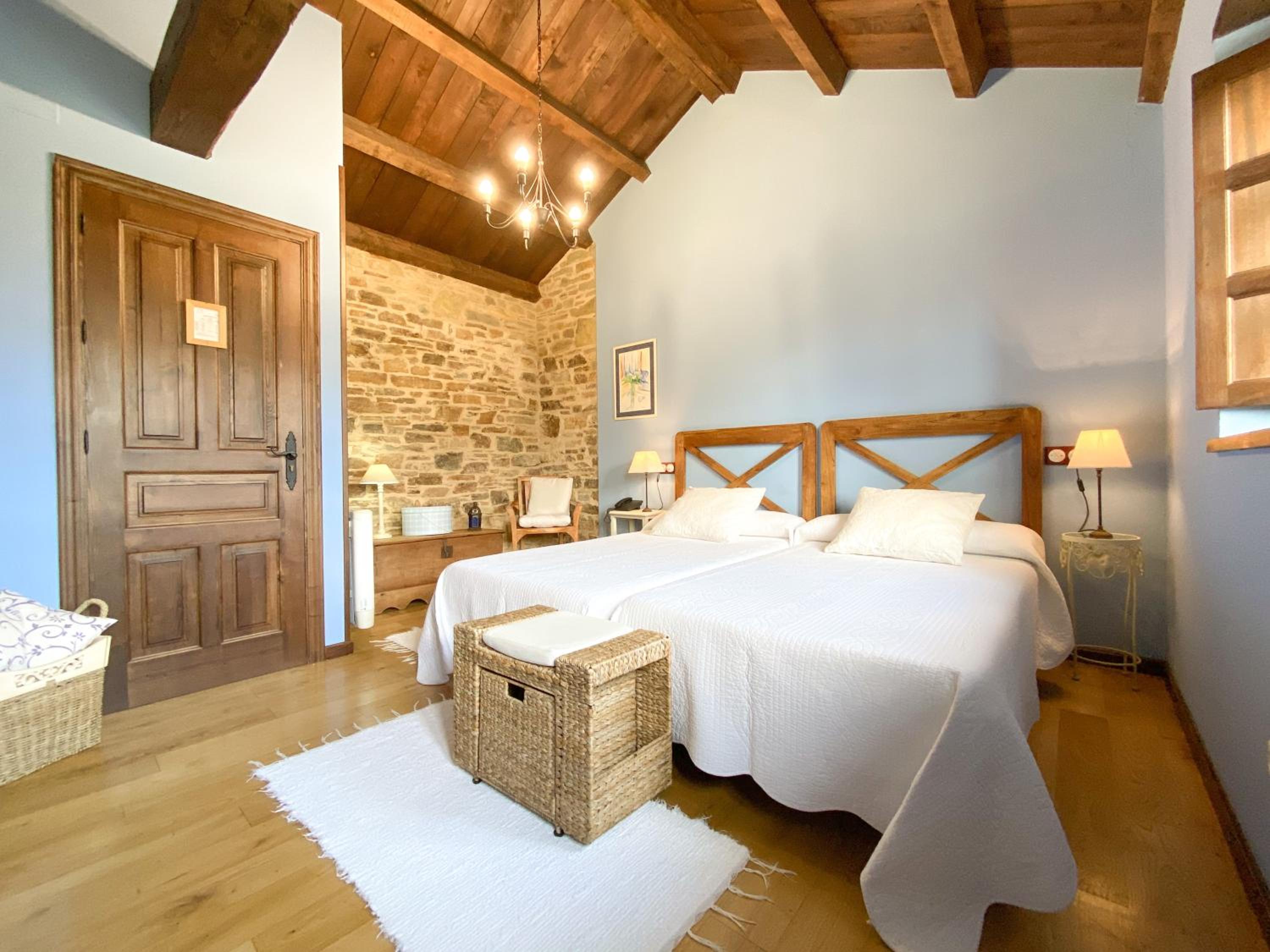 Habitación Estándar con Dos Camas Individuales
