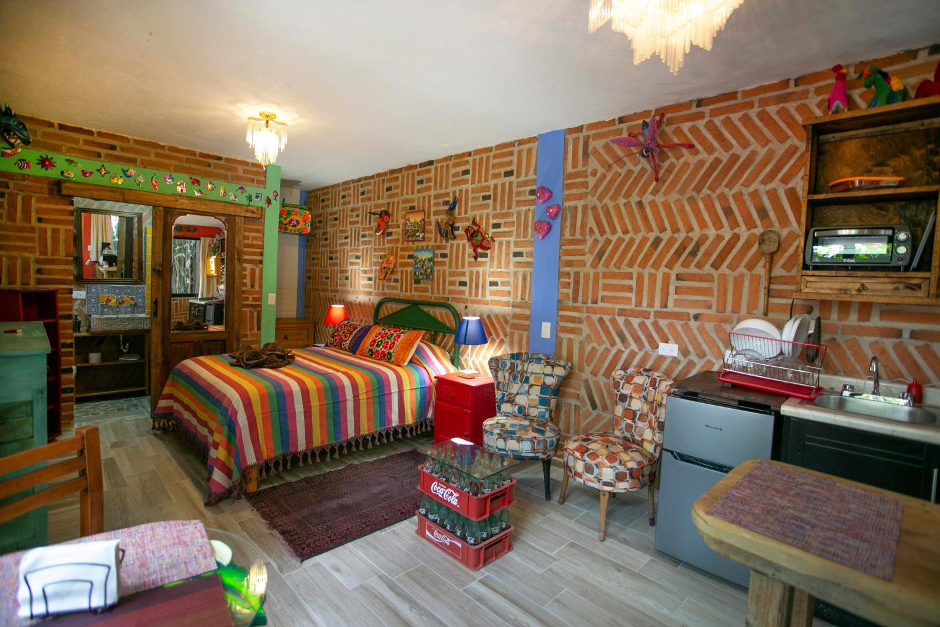 Apartment with Terrace - Photo 9