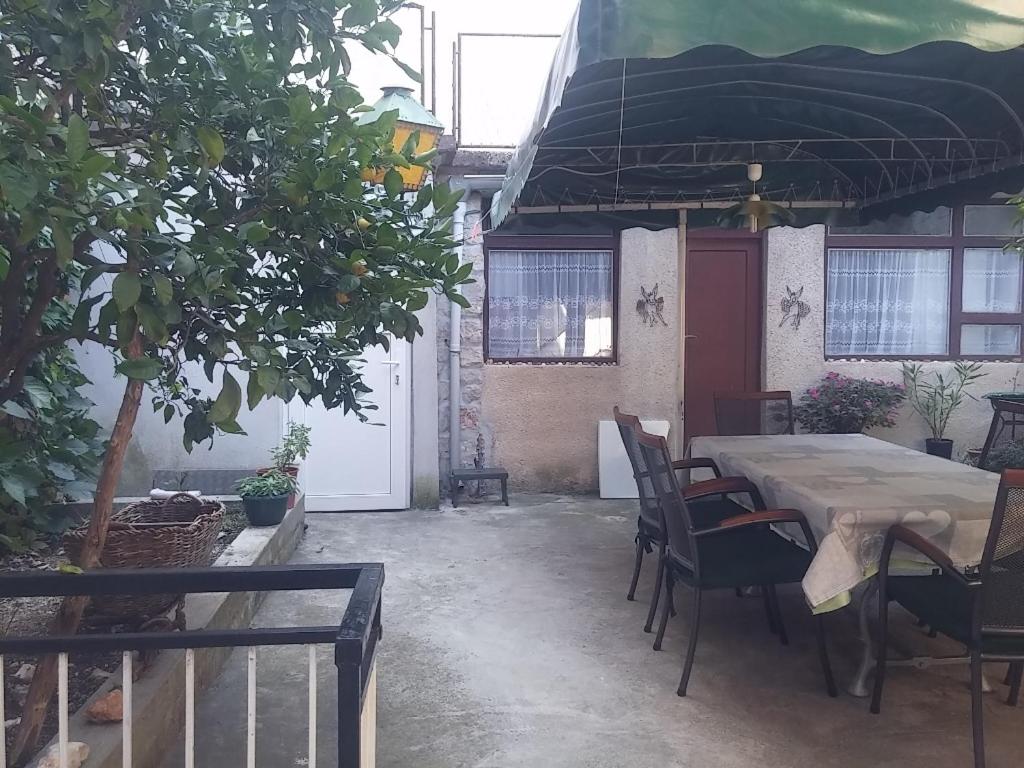 Apartment with Sea View photo 3