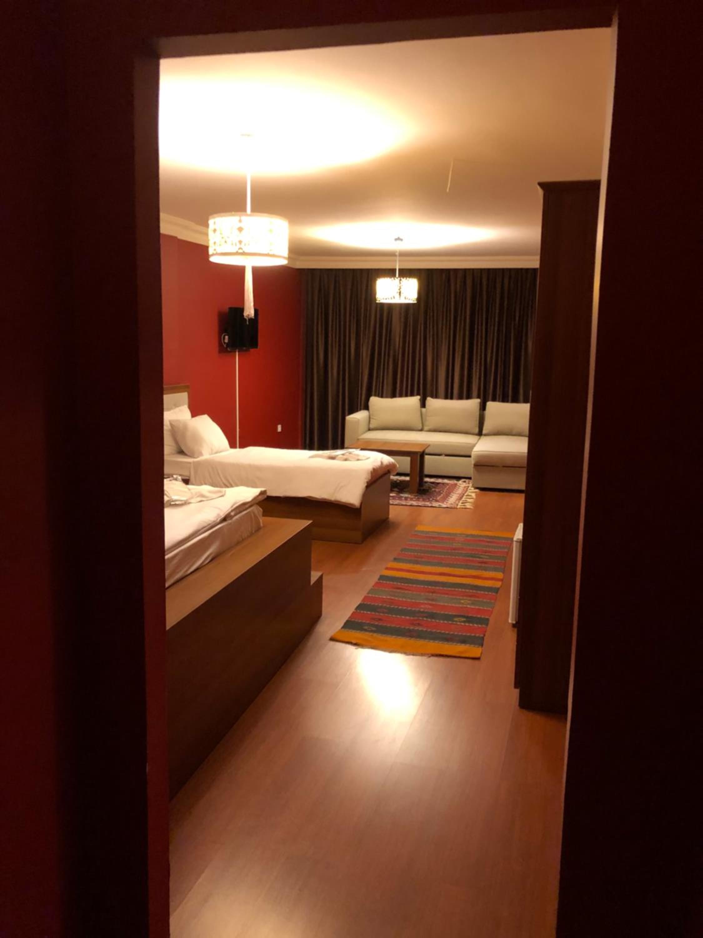Suite photo 1