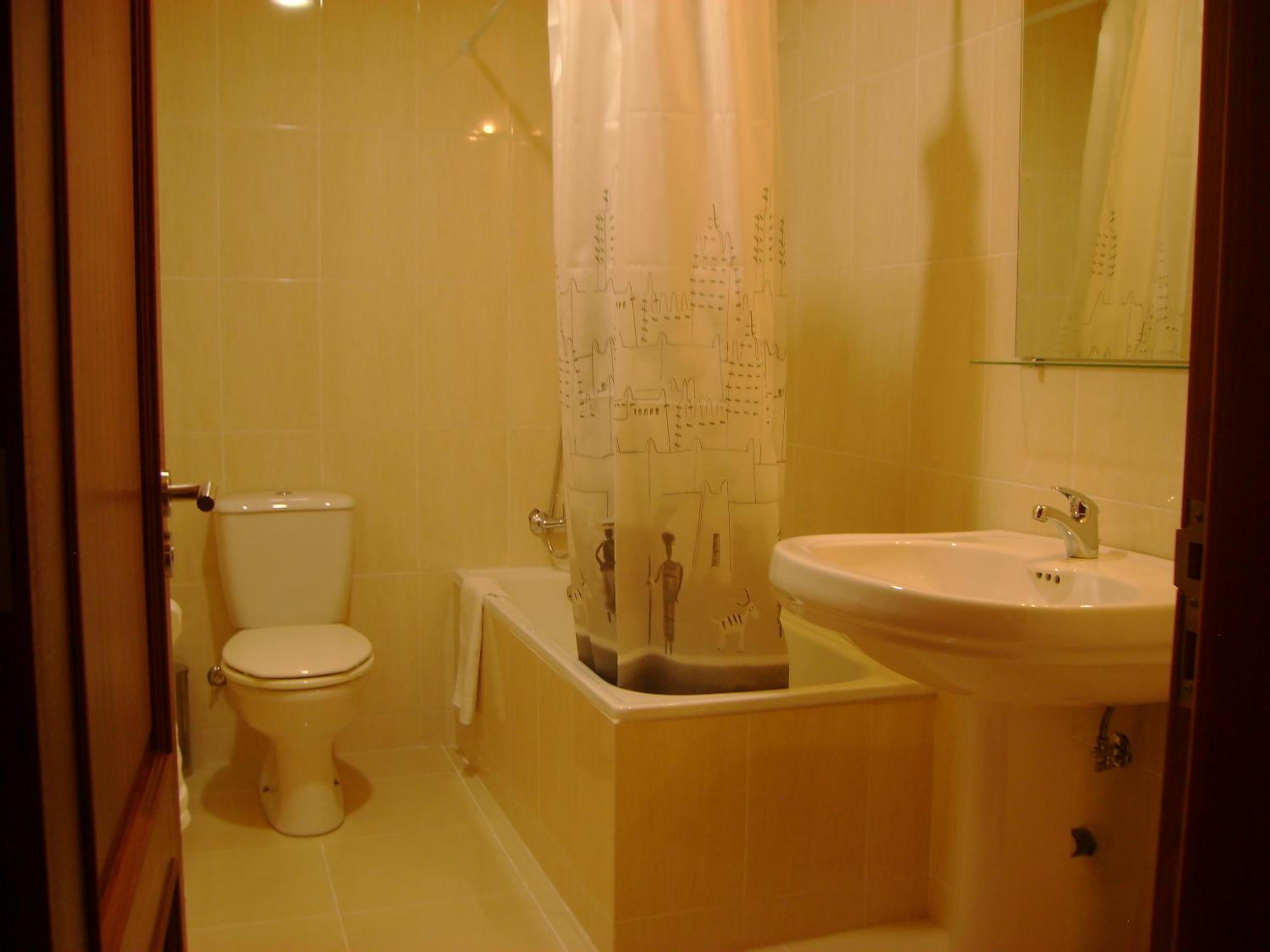 Double Room - Photo 2