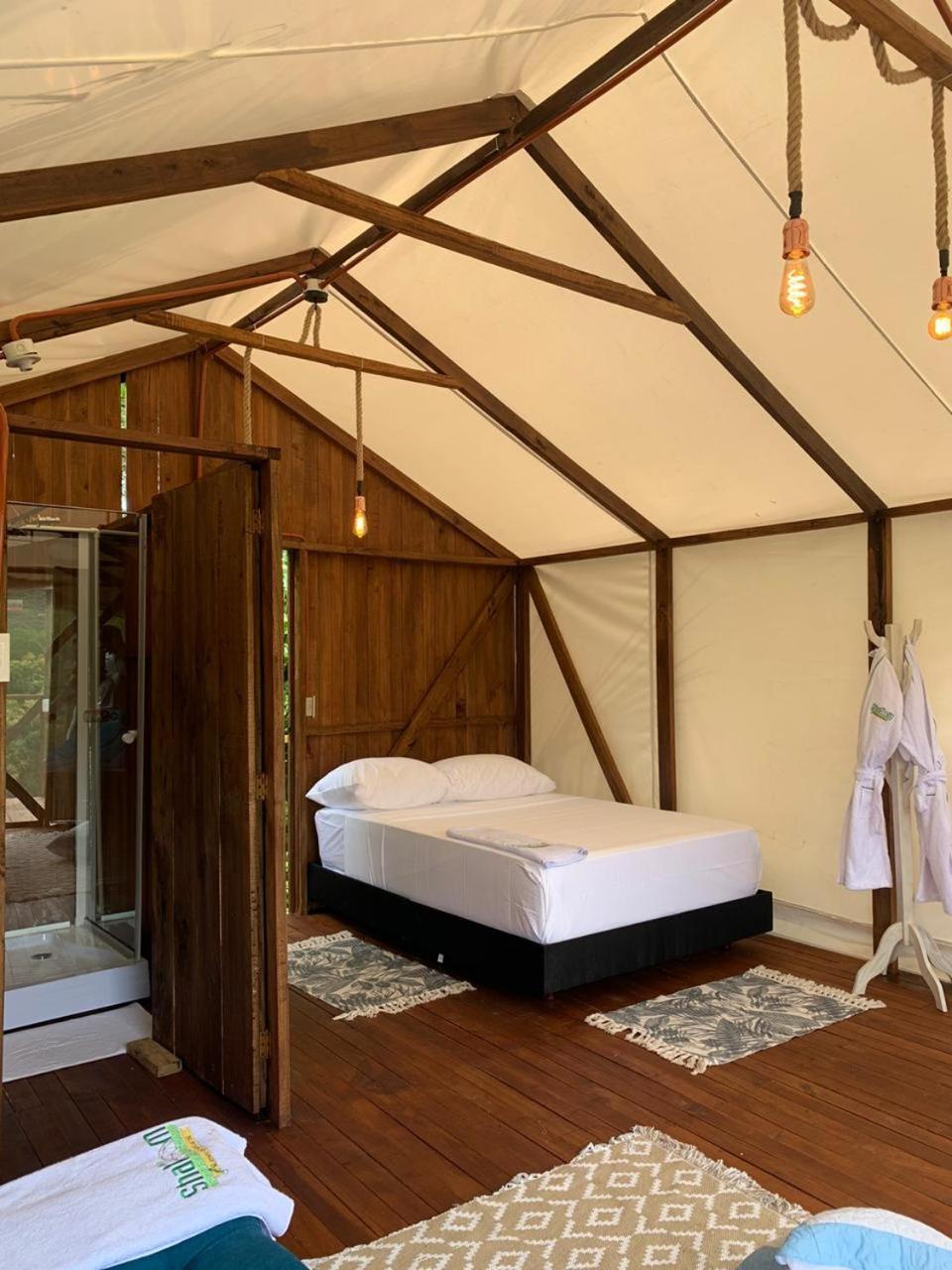 Deluxe Double or Twin Room with Spa Bath photo 3