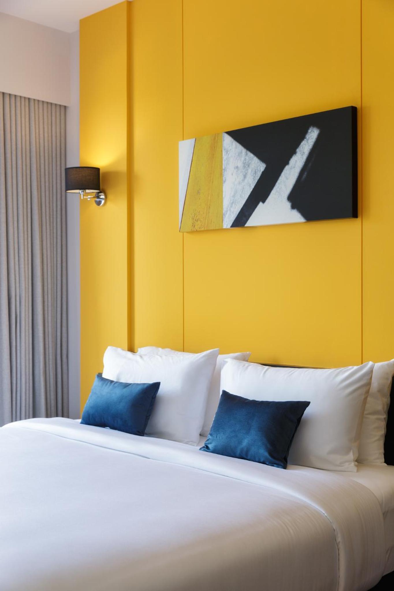 Superior King Room - Photo 3