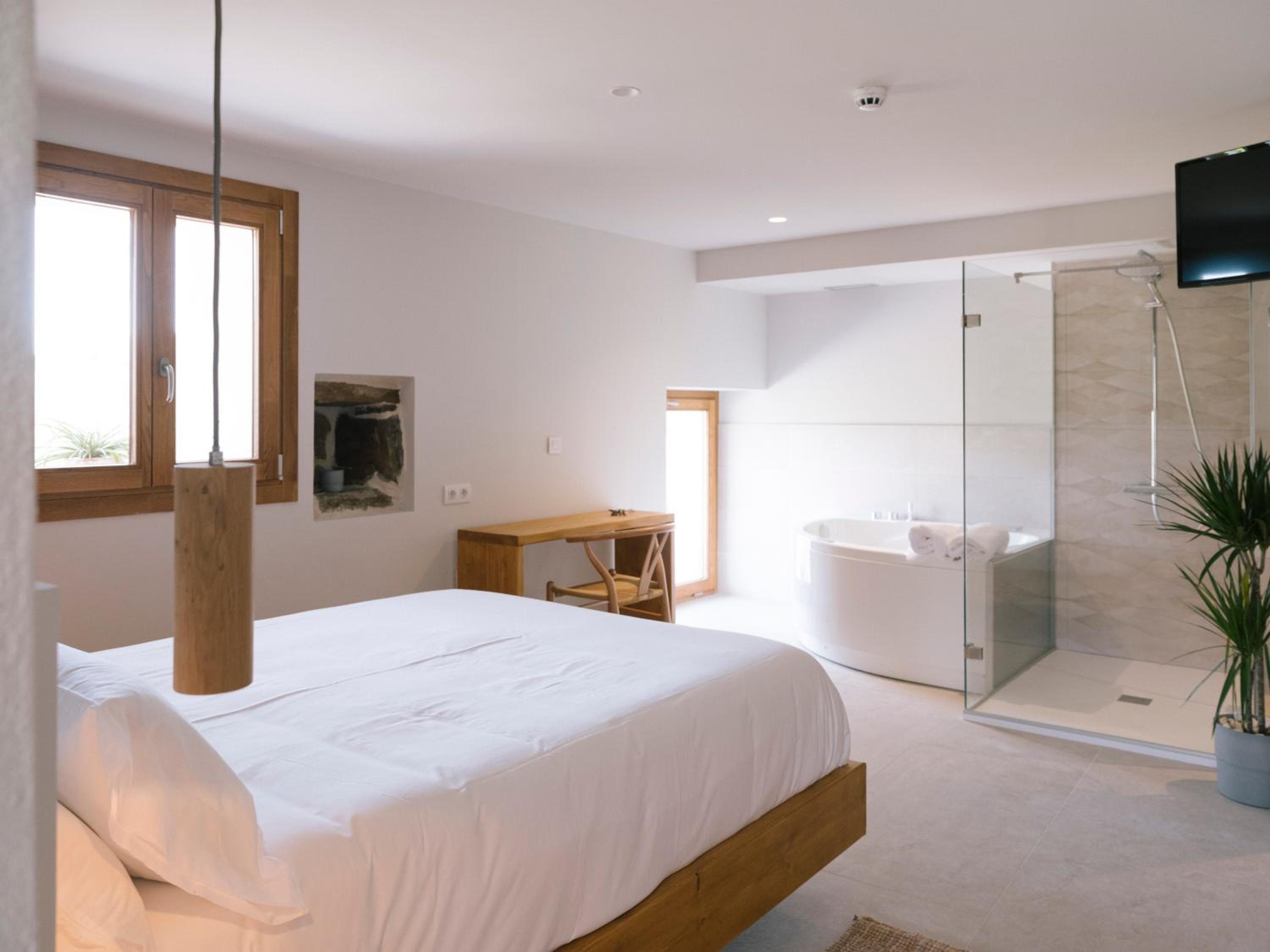Standard Room - Photo 9