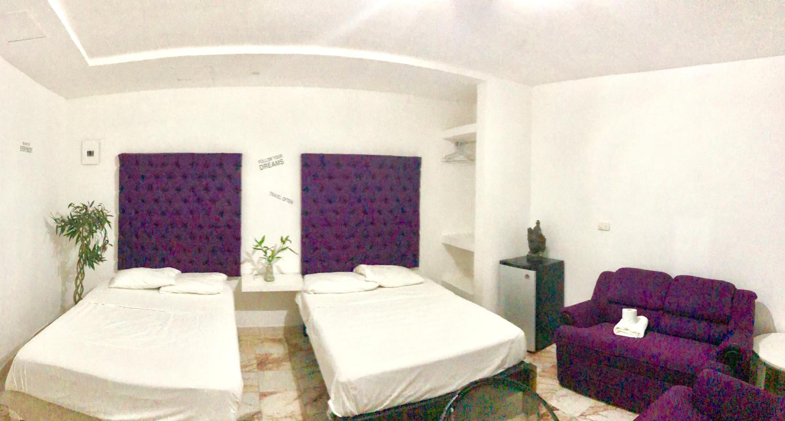 Standard Double Room with Two Double Beds photo 2