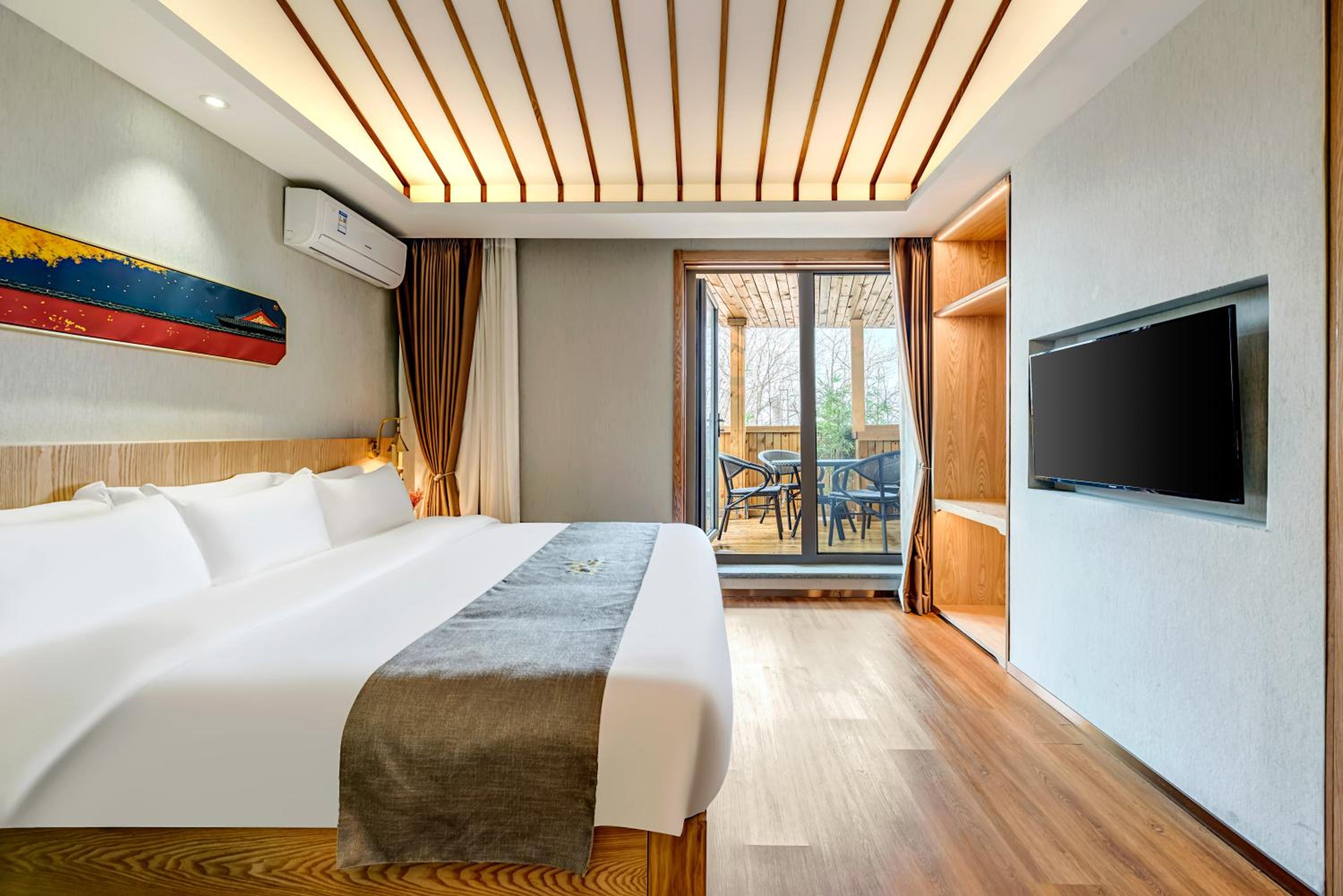 Suite with Terrace