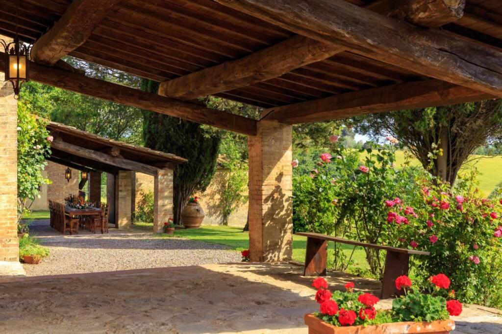 Villa with Private Pool photo 3