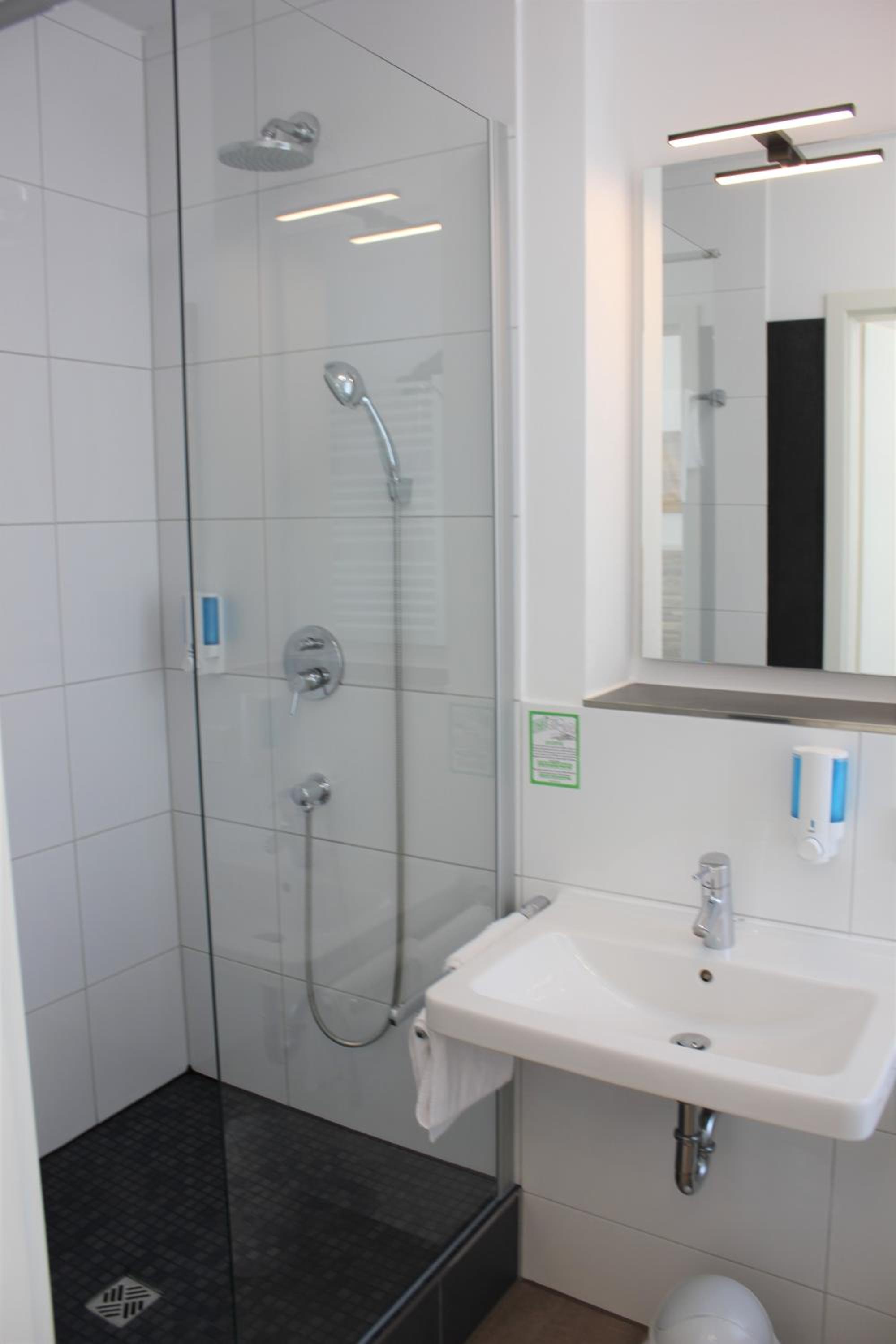 Double Room - Photo 3