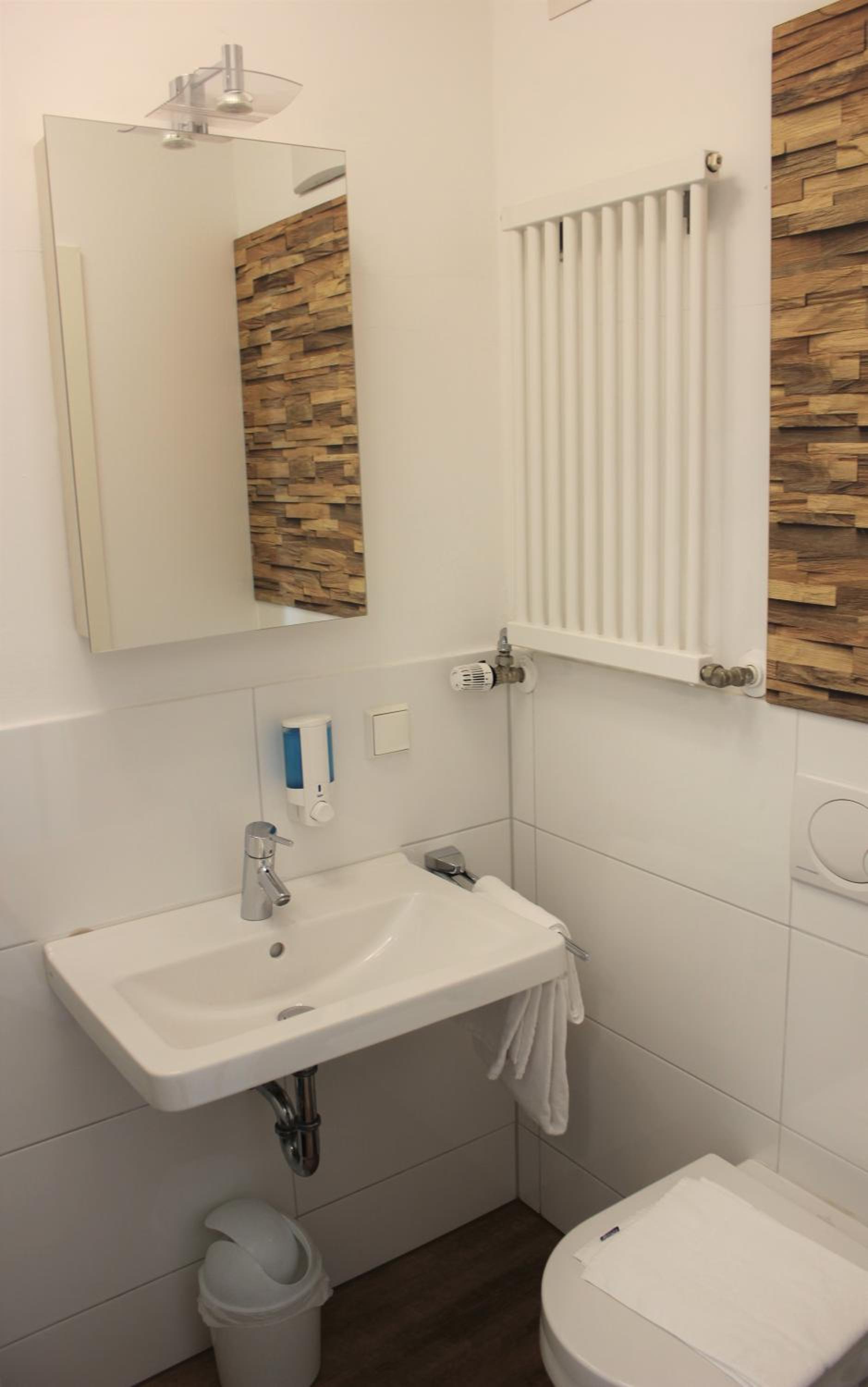 Single Room photo 3