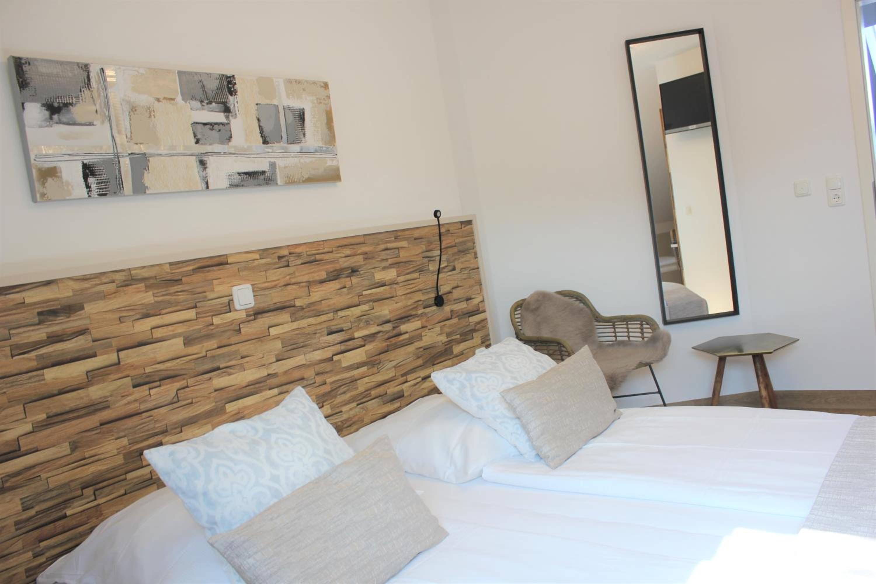 Standard Triple Room - Photo 2