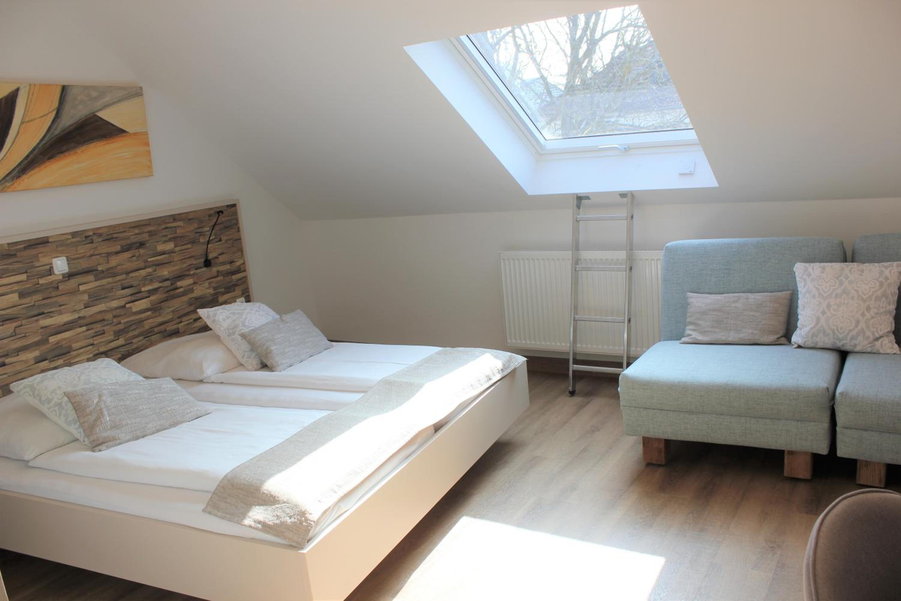 Triple Room - Photo 1
