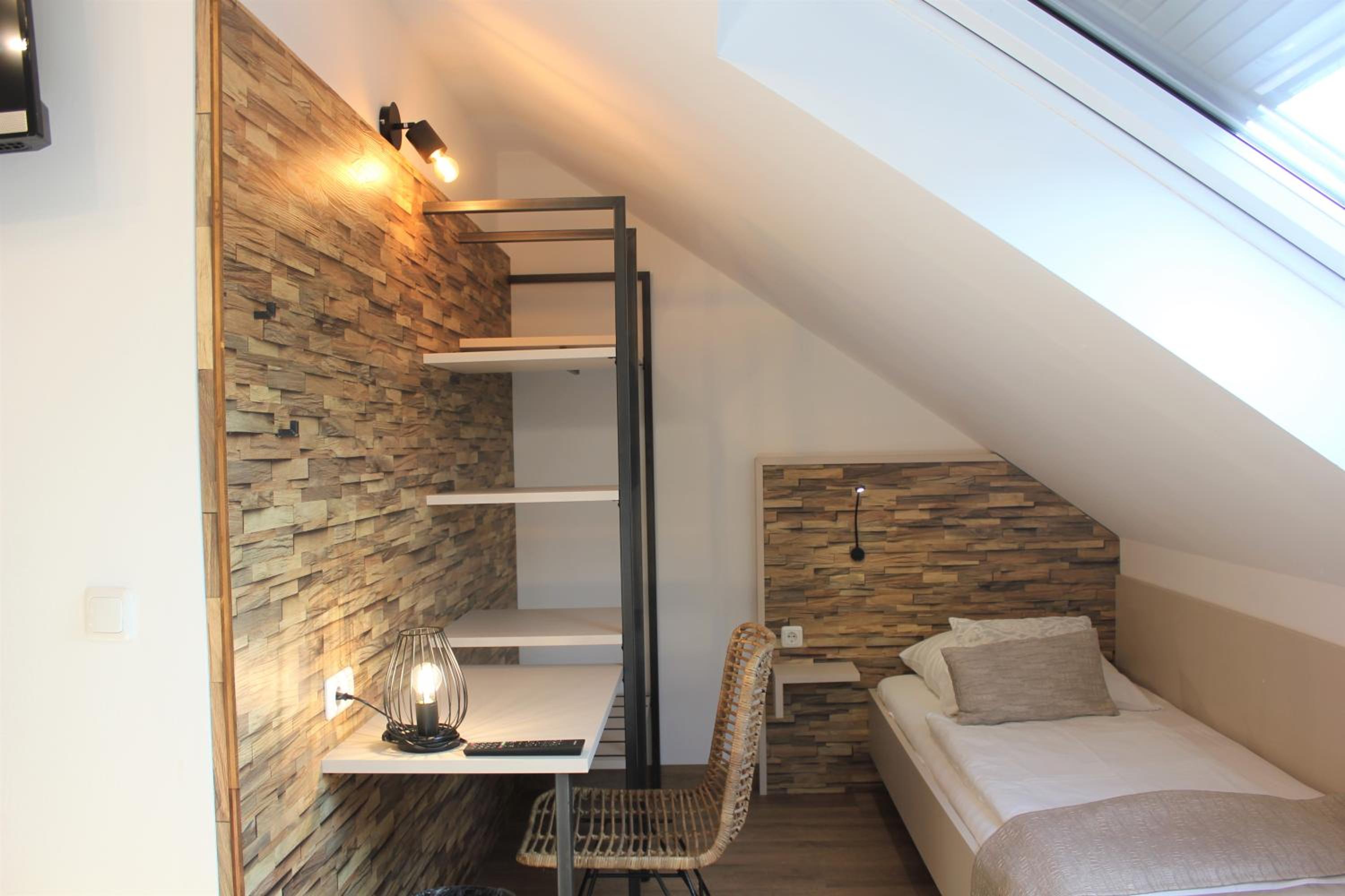 Standard Triple Room - Photo 1
