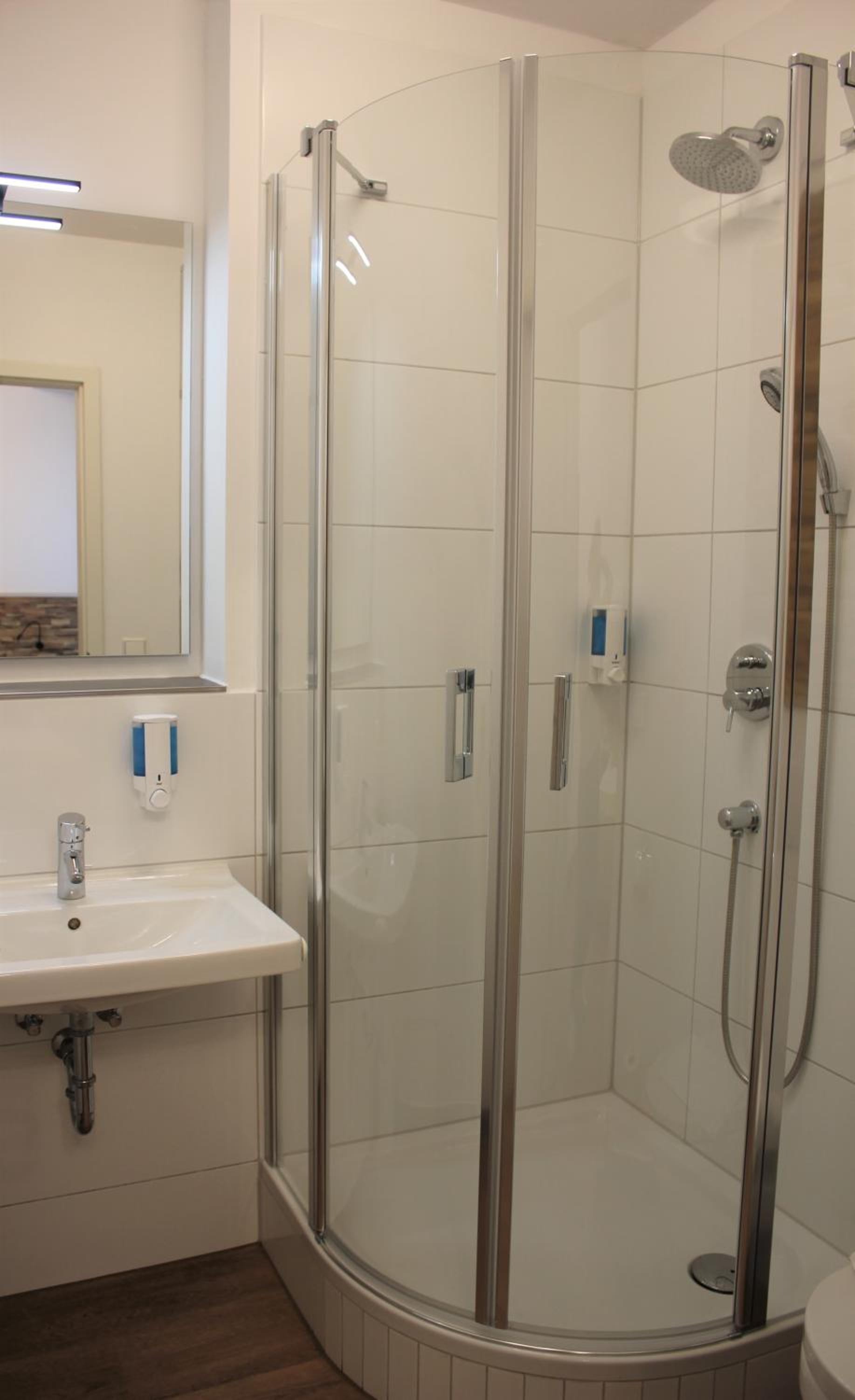 Double Room - Photo 6