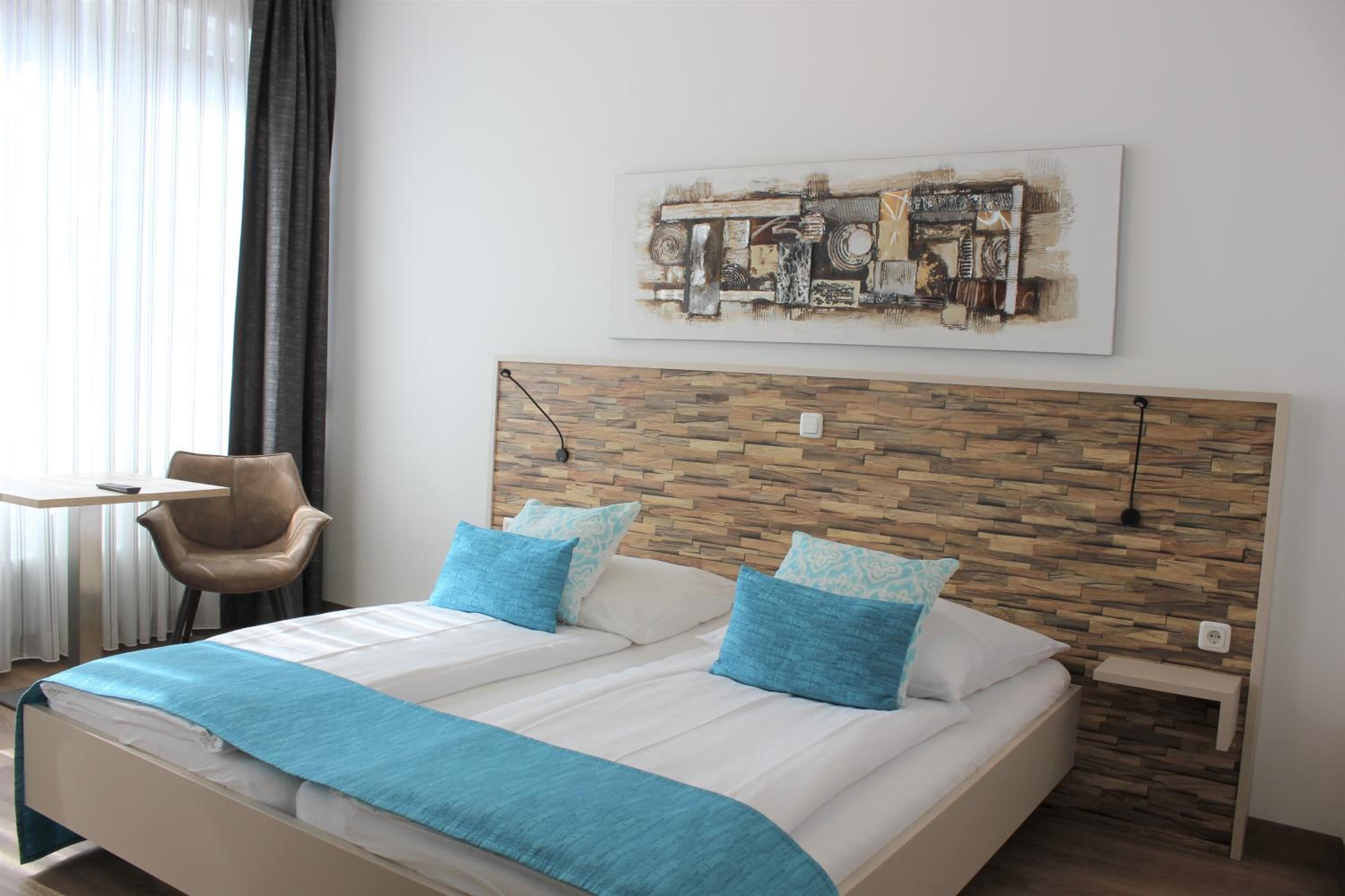 Double Room - Photo 15