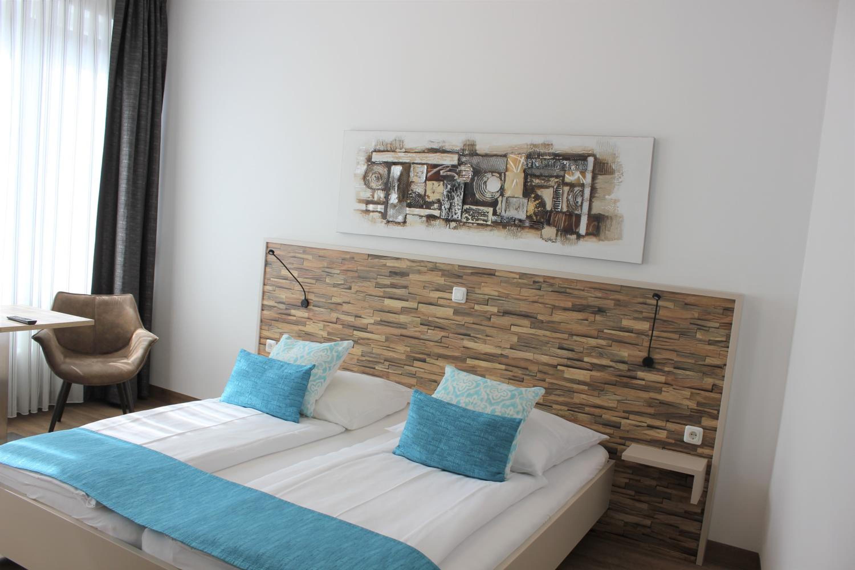 Double Room - Photo 2