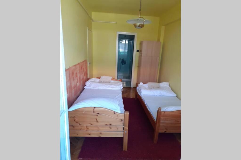 Two-Bedroom Apartment - Photo 18