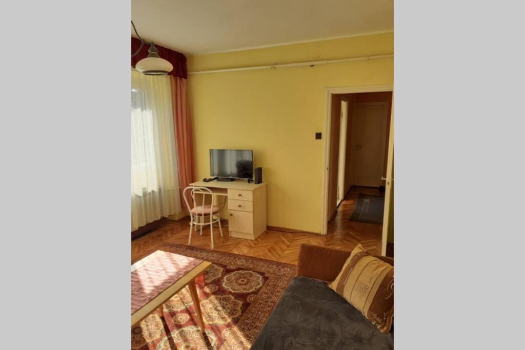 Two-Bedroom Apartment - Photo 11