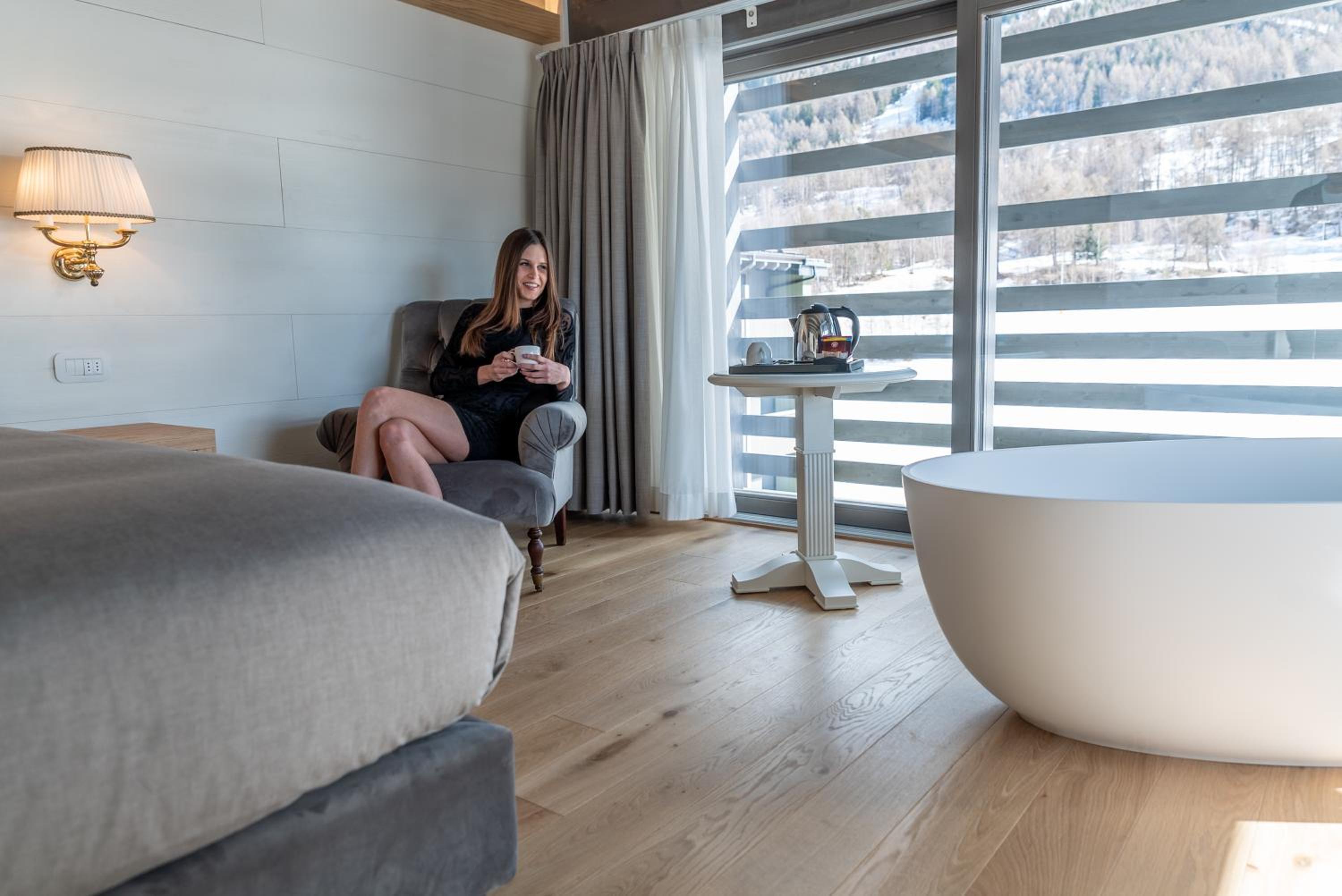 Superior Suite - Photo 2