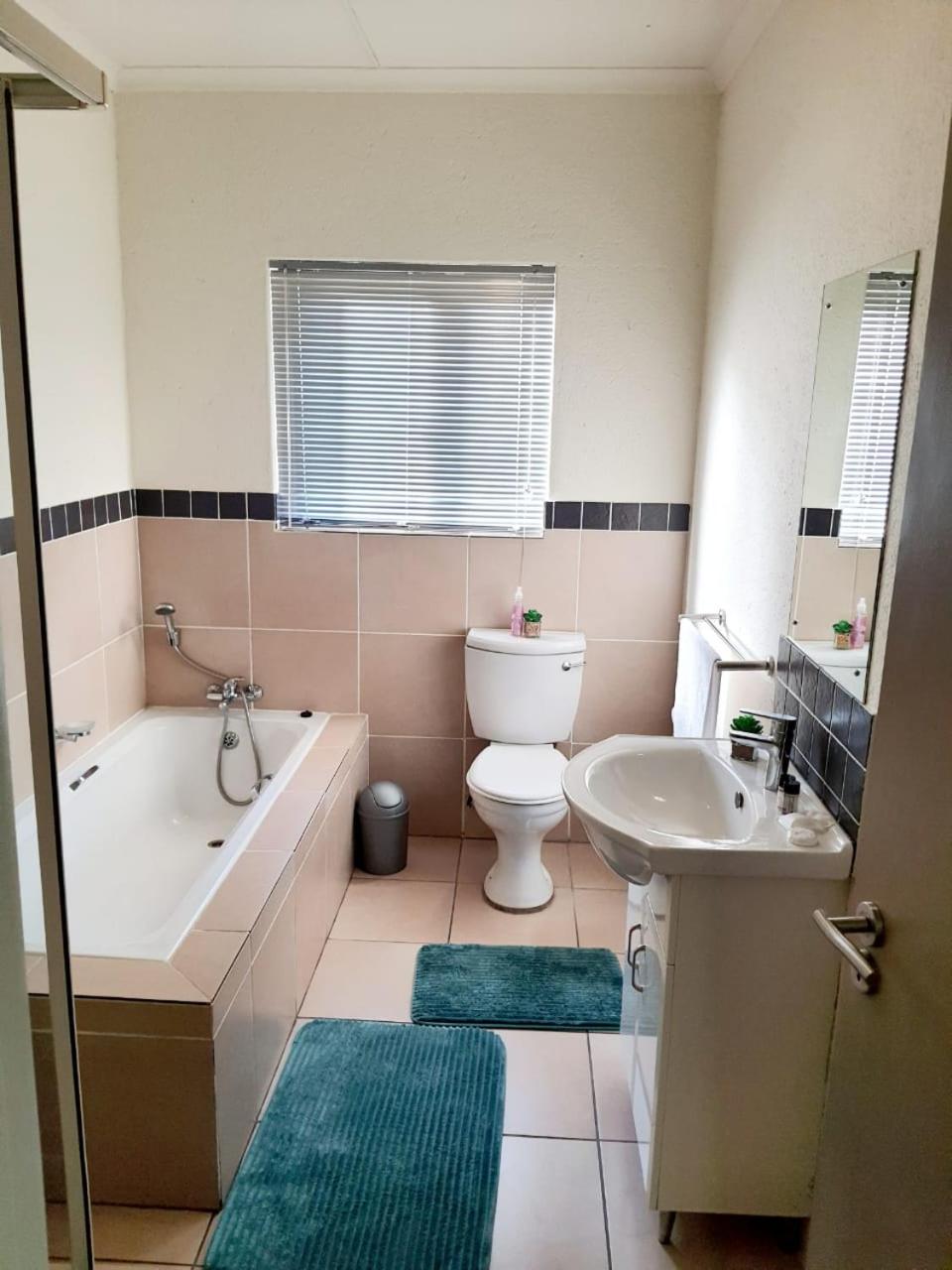 Two-Bedroom Apartment - Photo 12