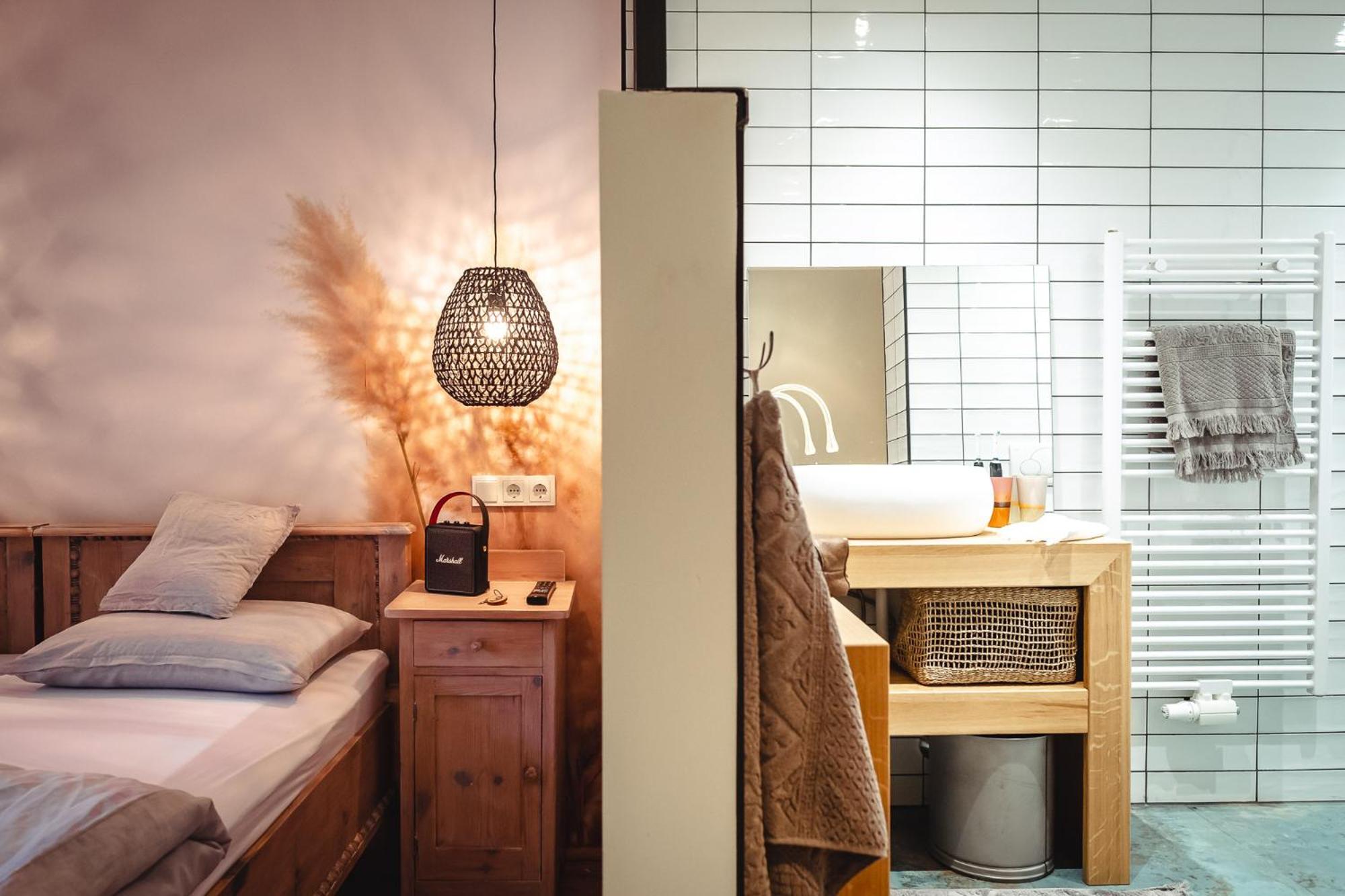 Small Double Room - Photo 2