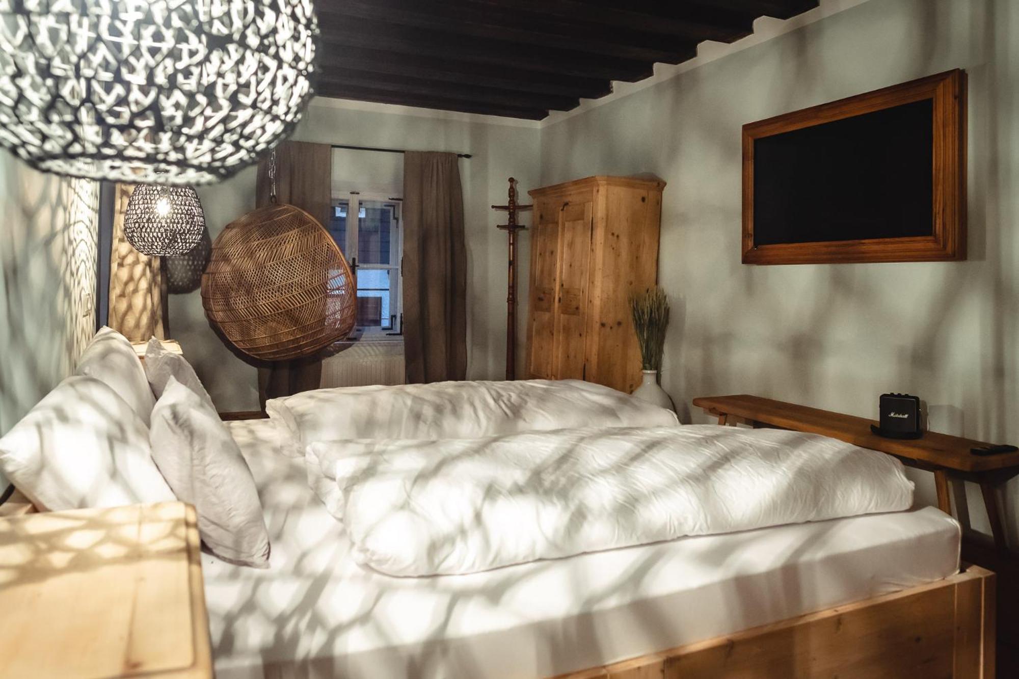 Double Room - Photo 9