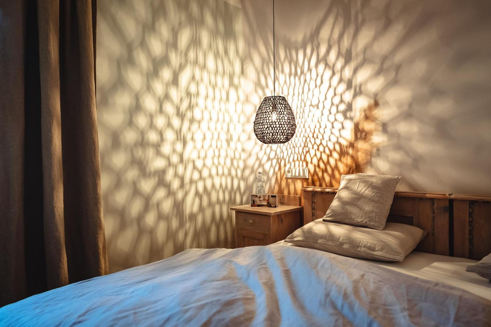 Small Double Room - Photo 16