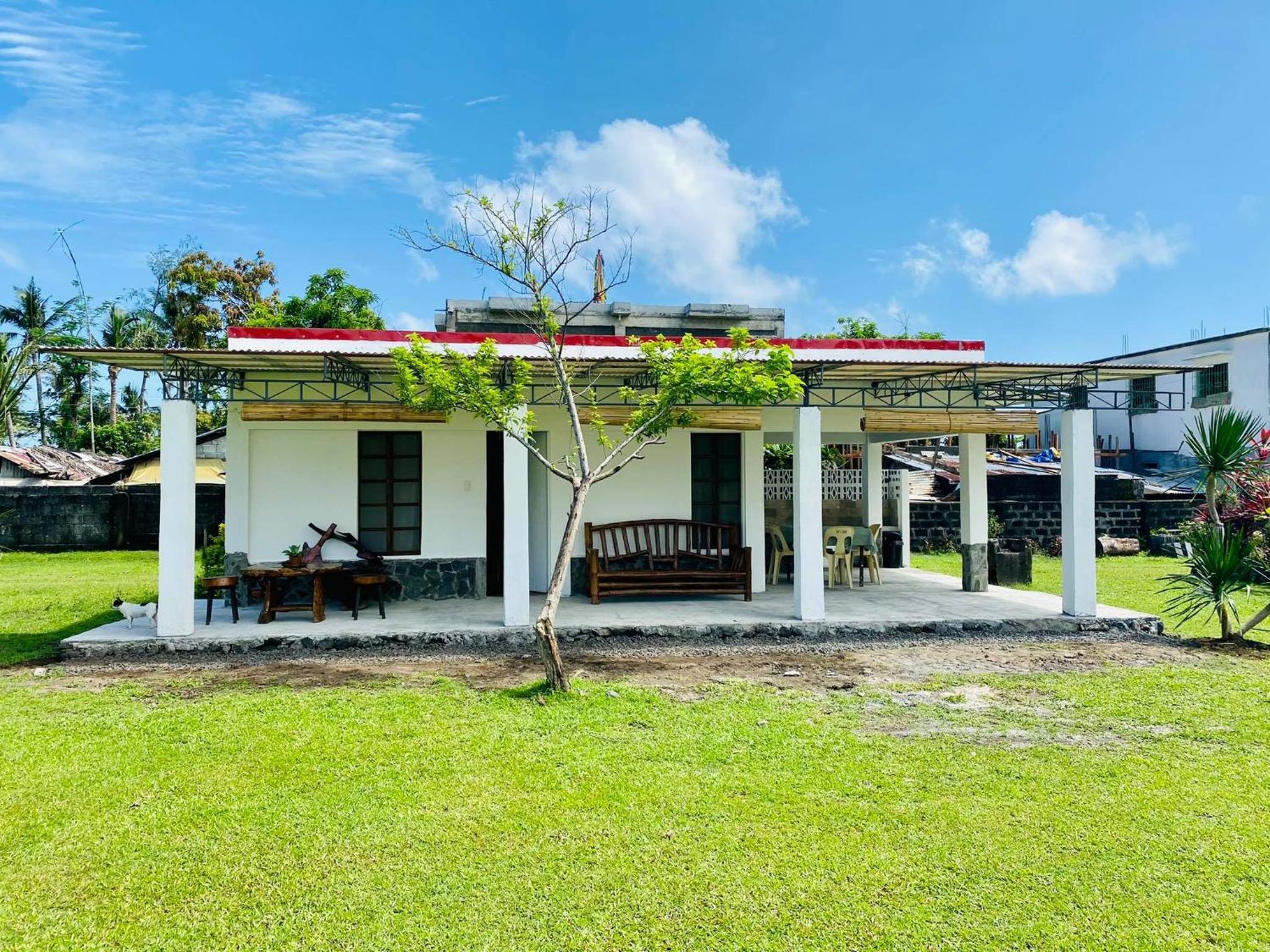 Quadruple Room with Garden View - Photo 4