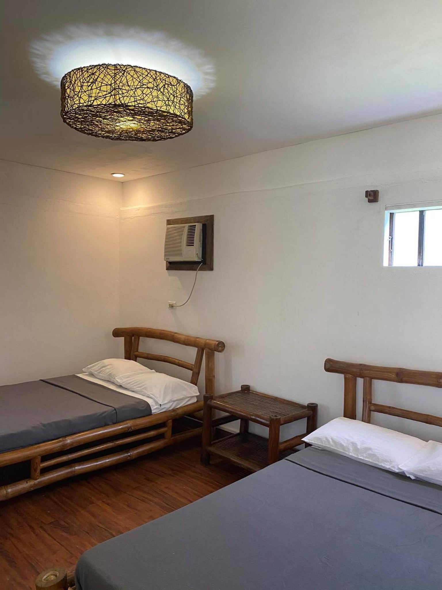 Quadruple Room with Garden View - Photo 7
