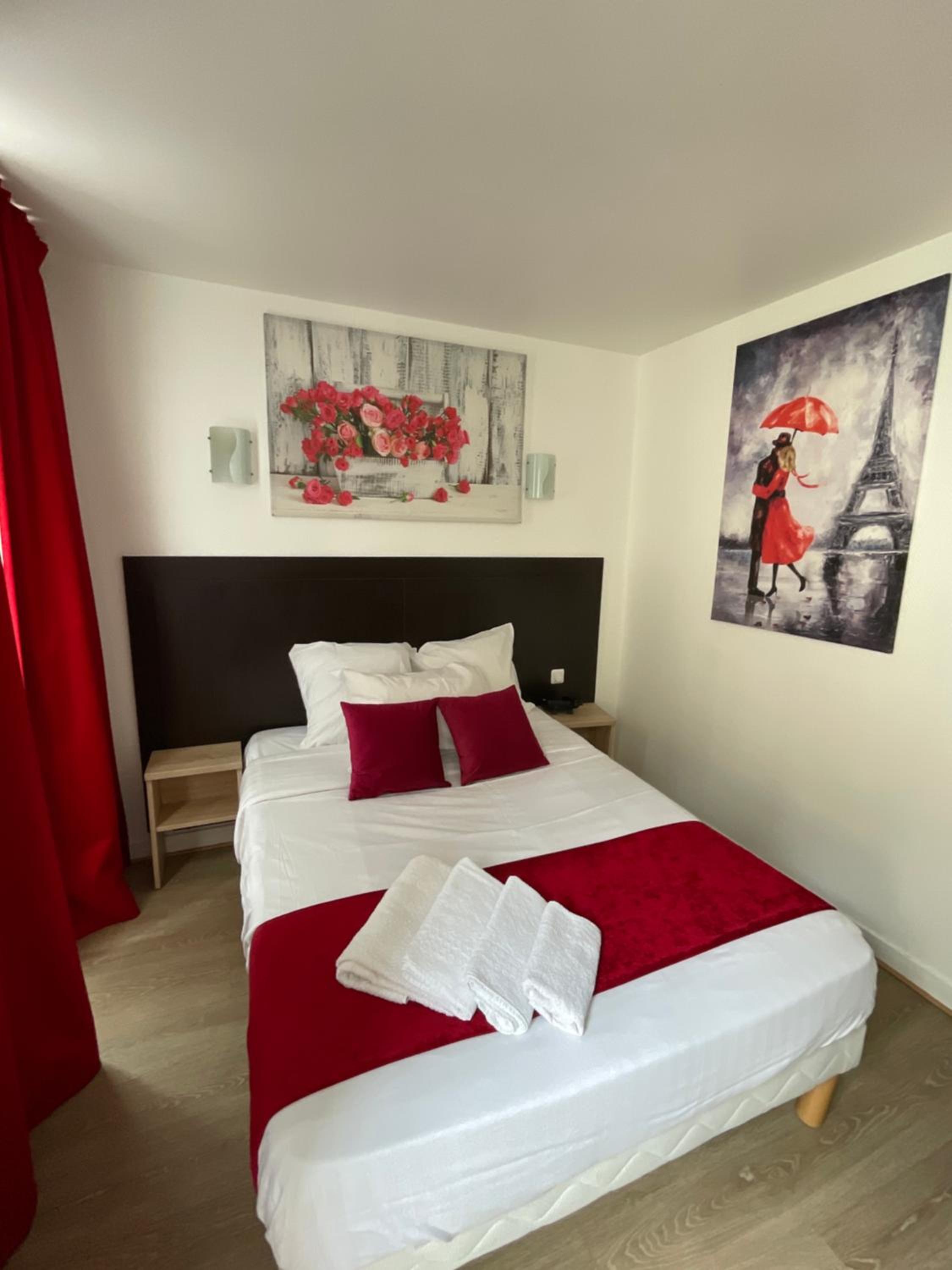 Superior Double Room with Bath photo 2