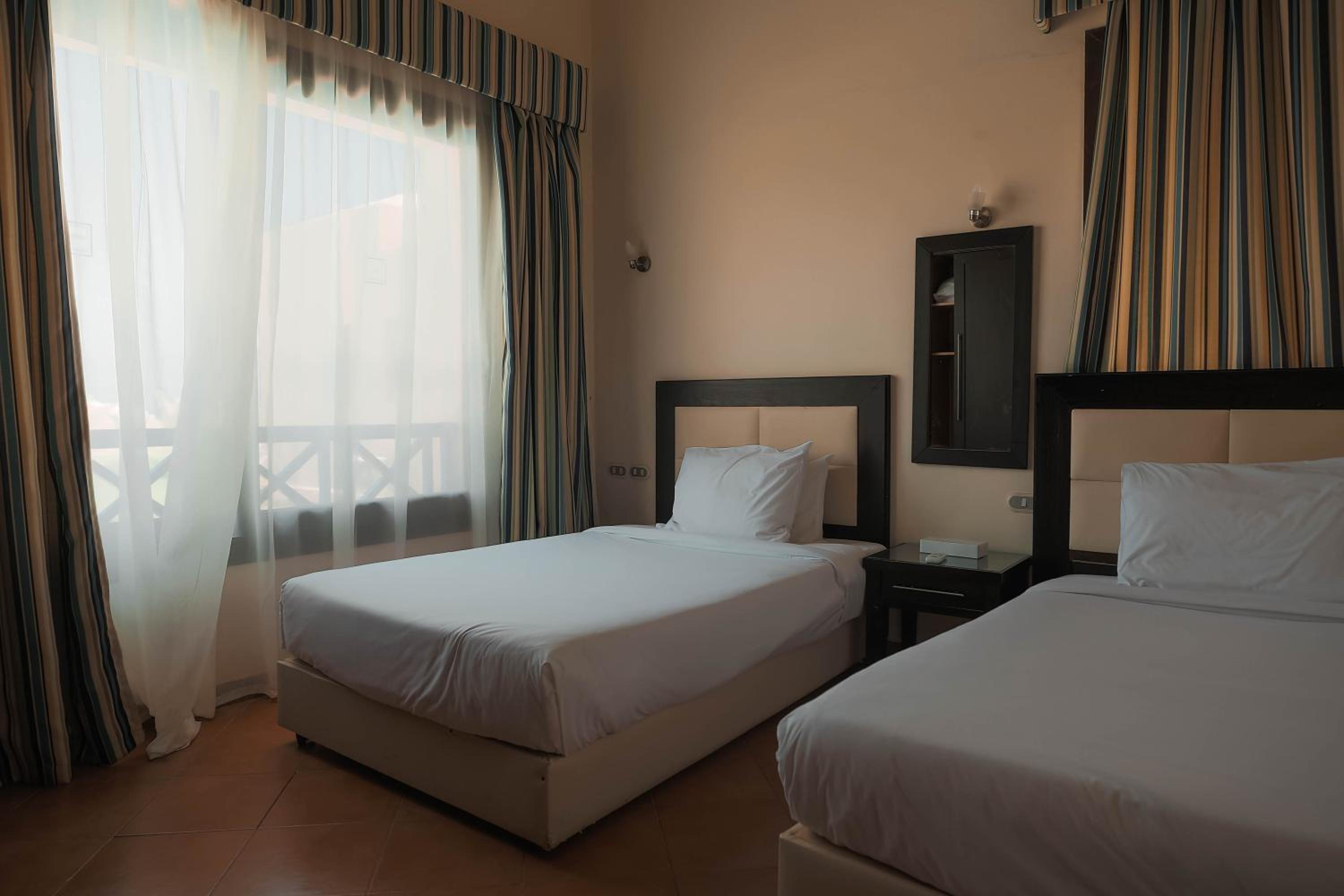   Deluxe Villa with Private Pool - Photo 6