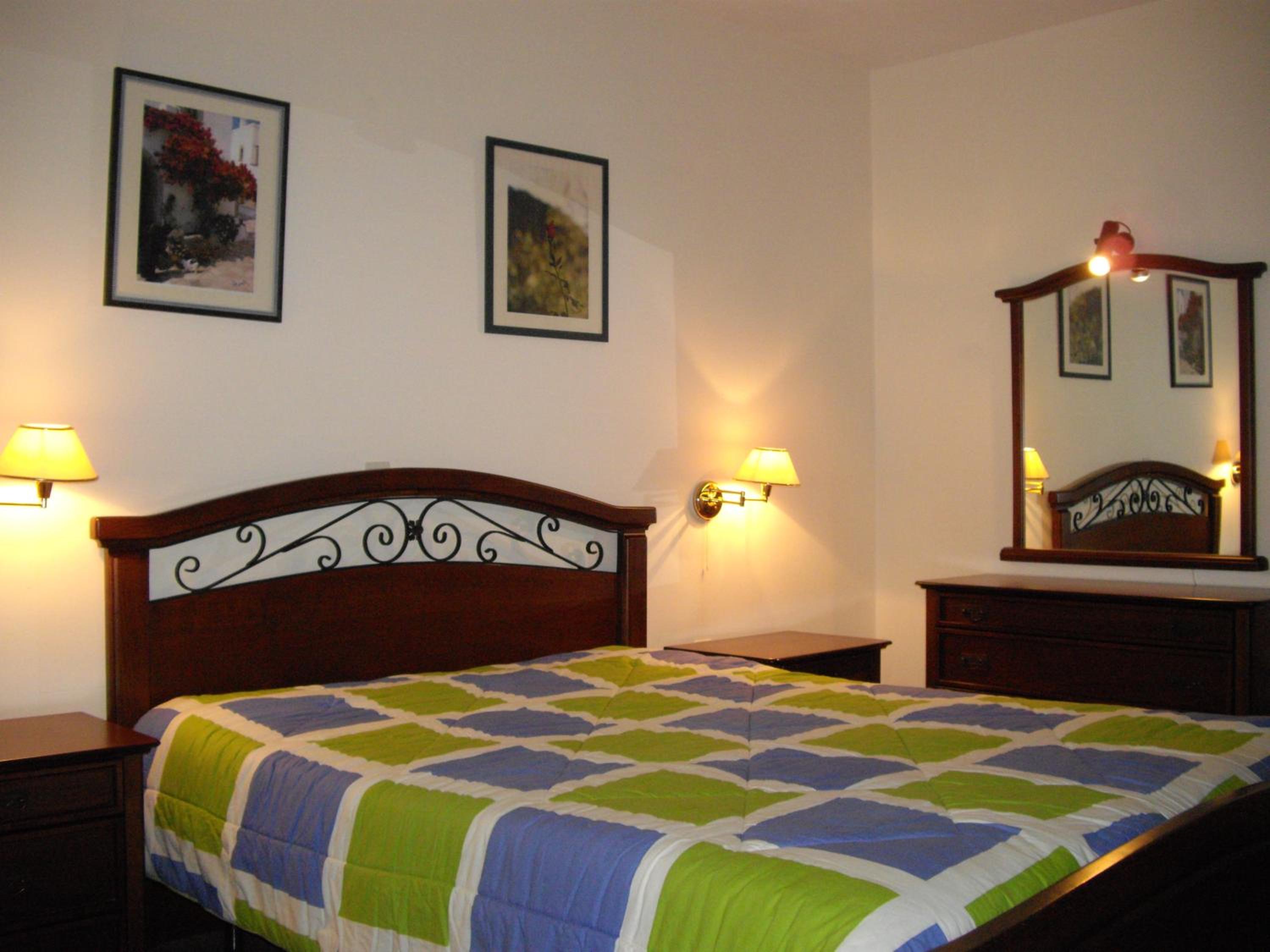 Standard Suite - Photo 3
