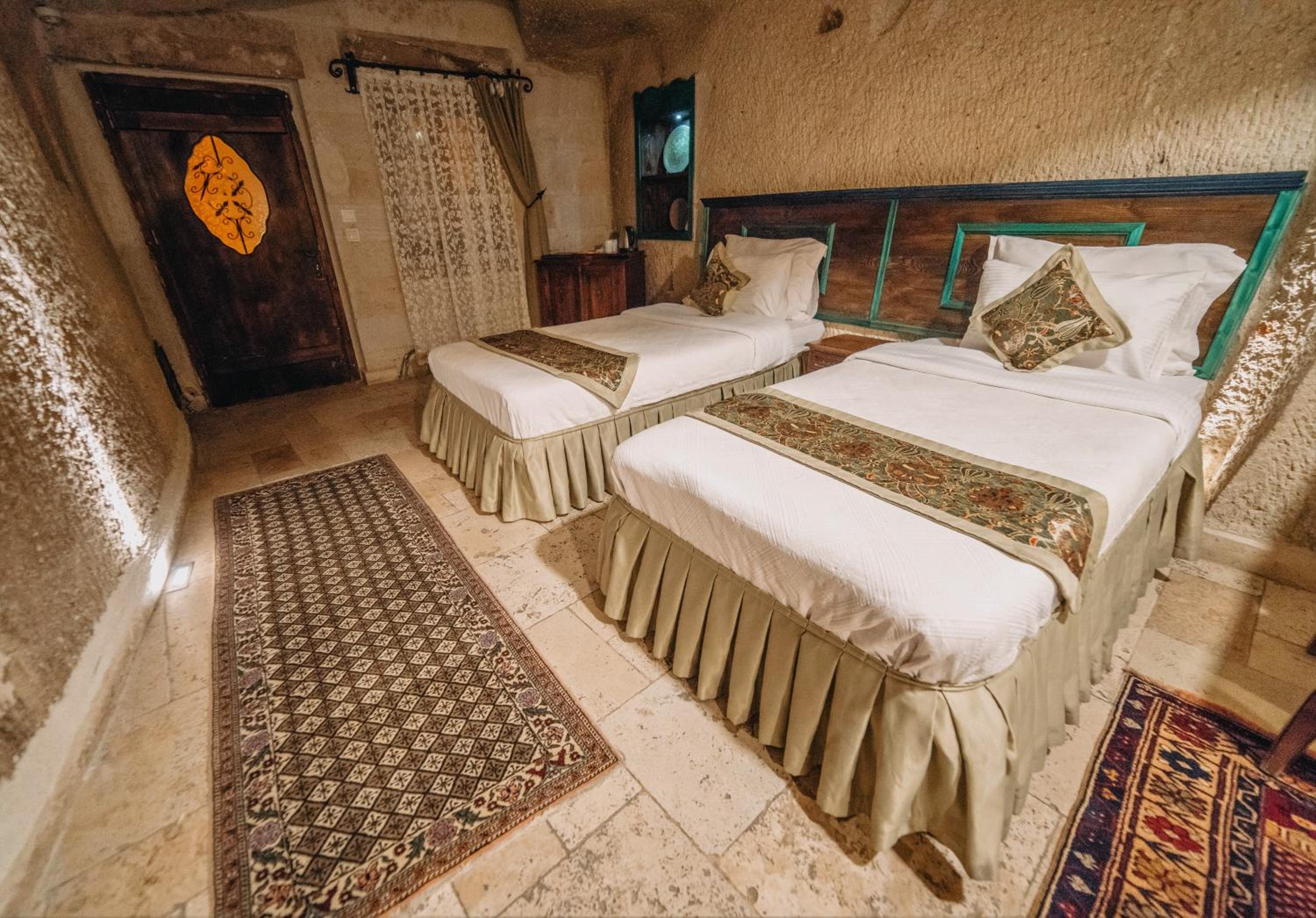 Twin Cave Room-Ground Floor photo 1