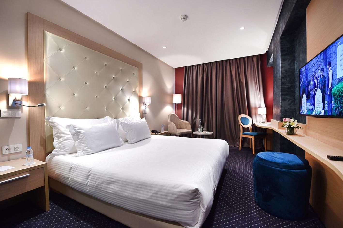 Deluxe Room - Photo 4