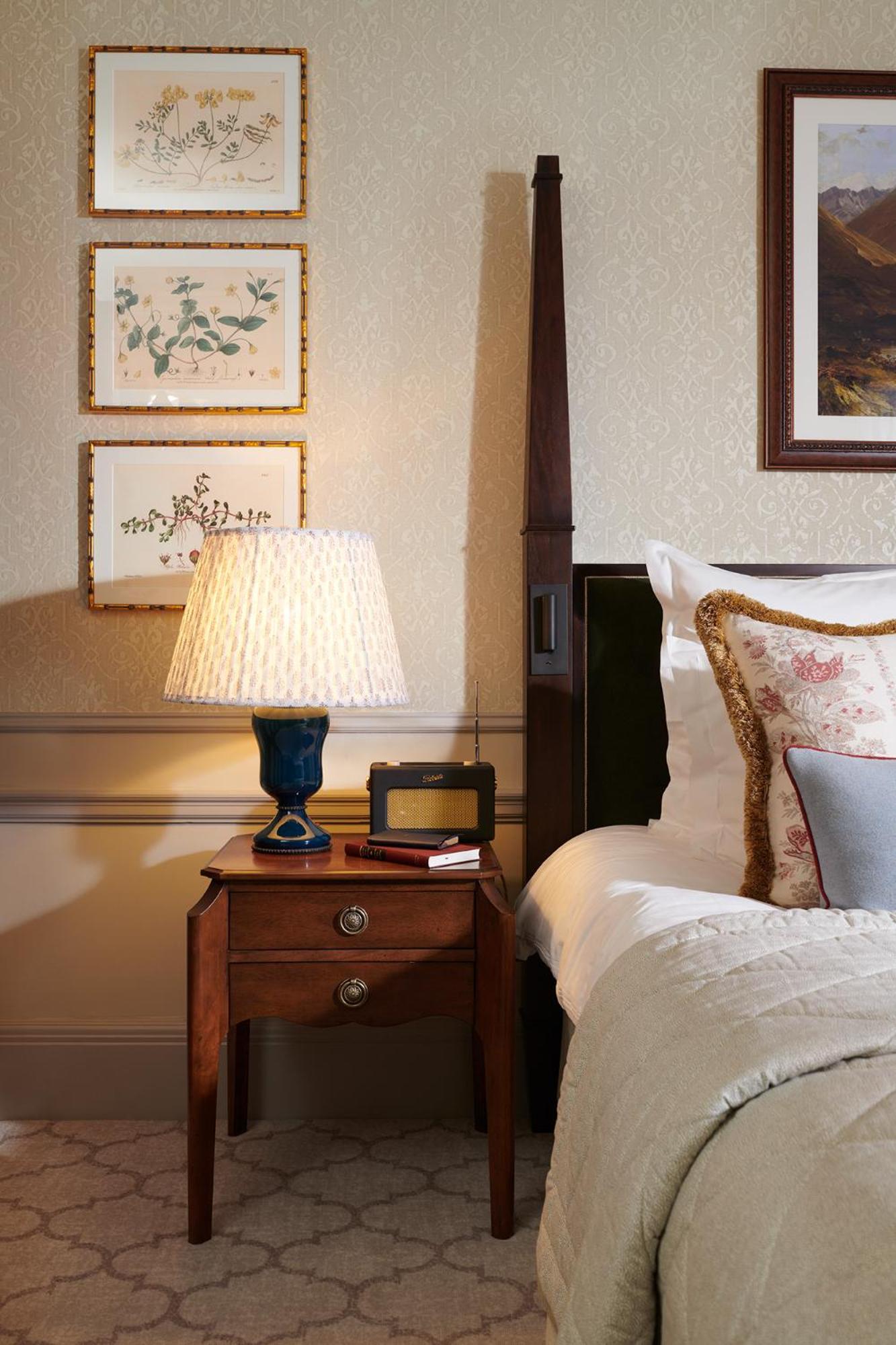 Luxury King Room with View - Photo 2