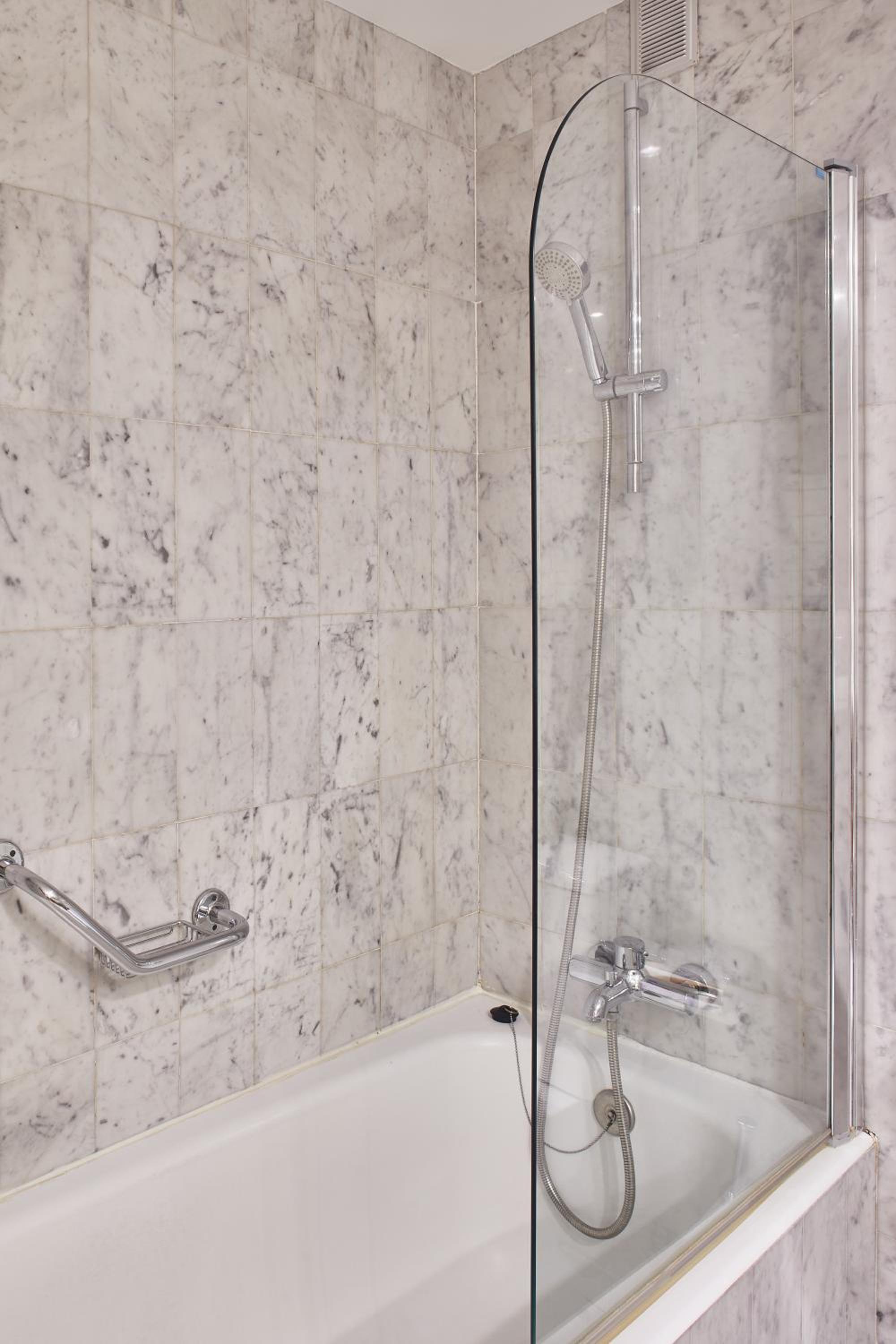 Junior Suite - Photo 8