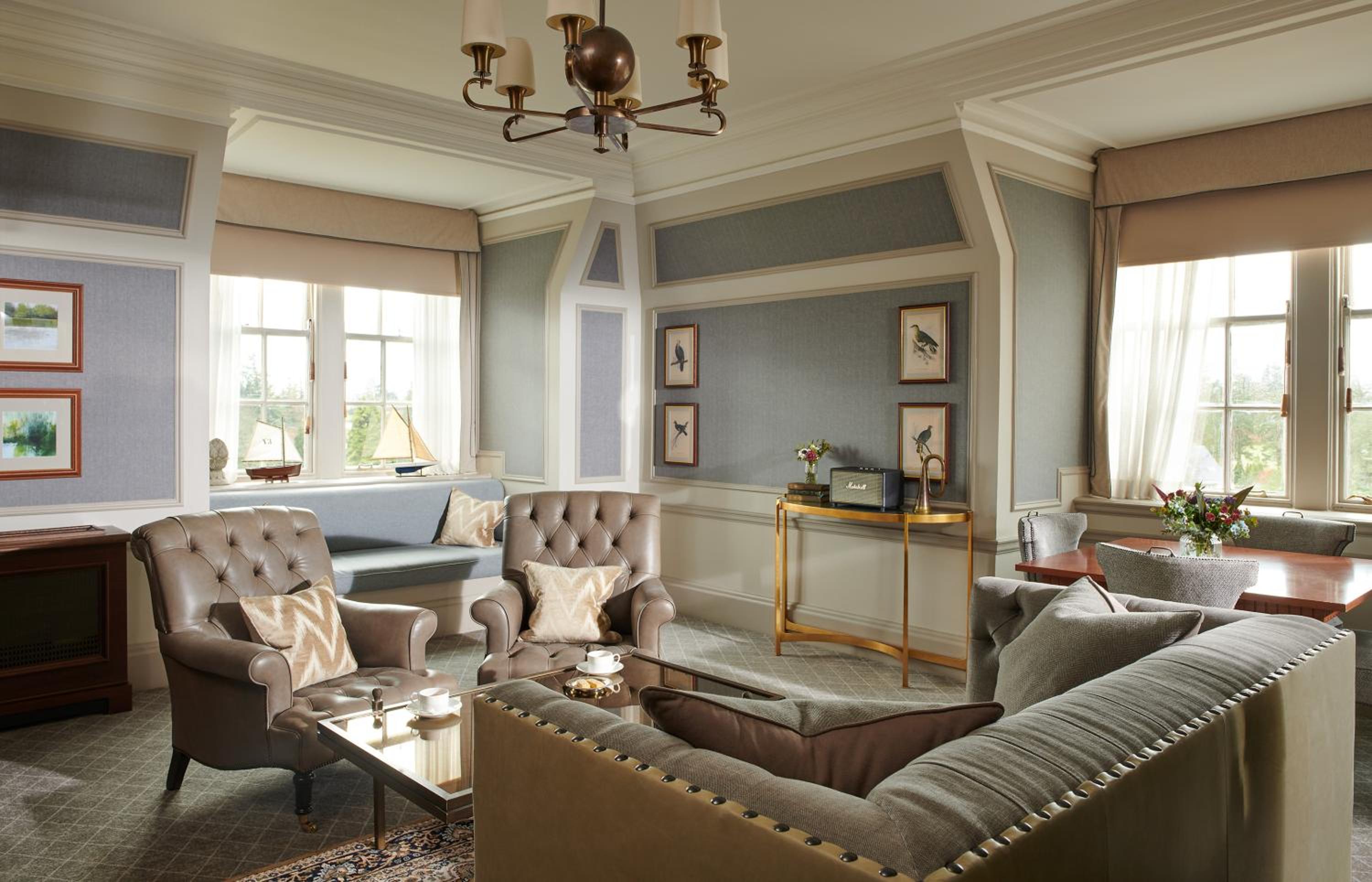 Classic Suite with View - Photo 3