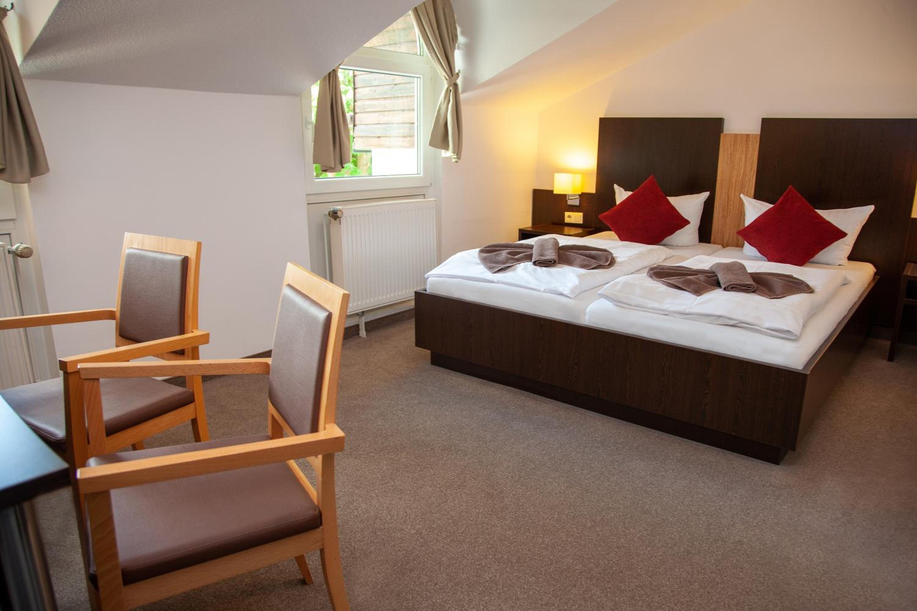 Double Room - Photo 11
