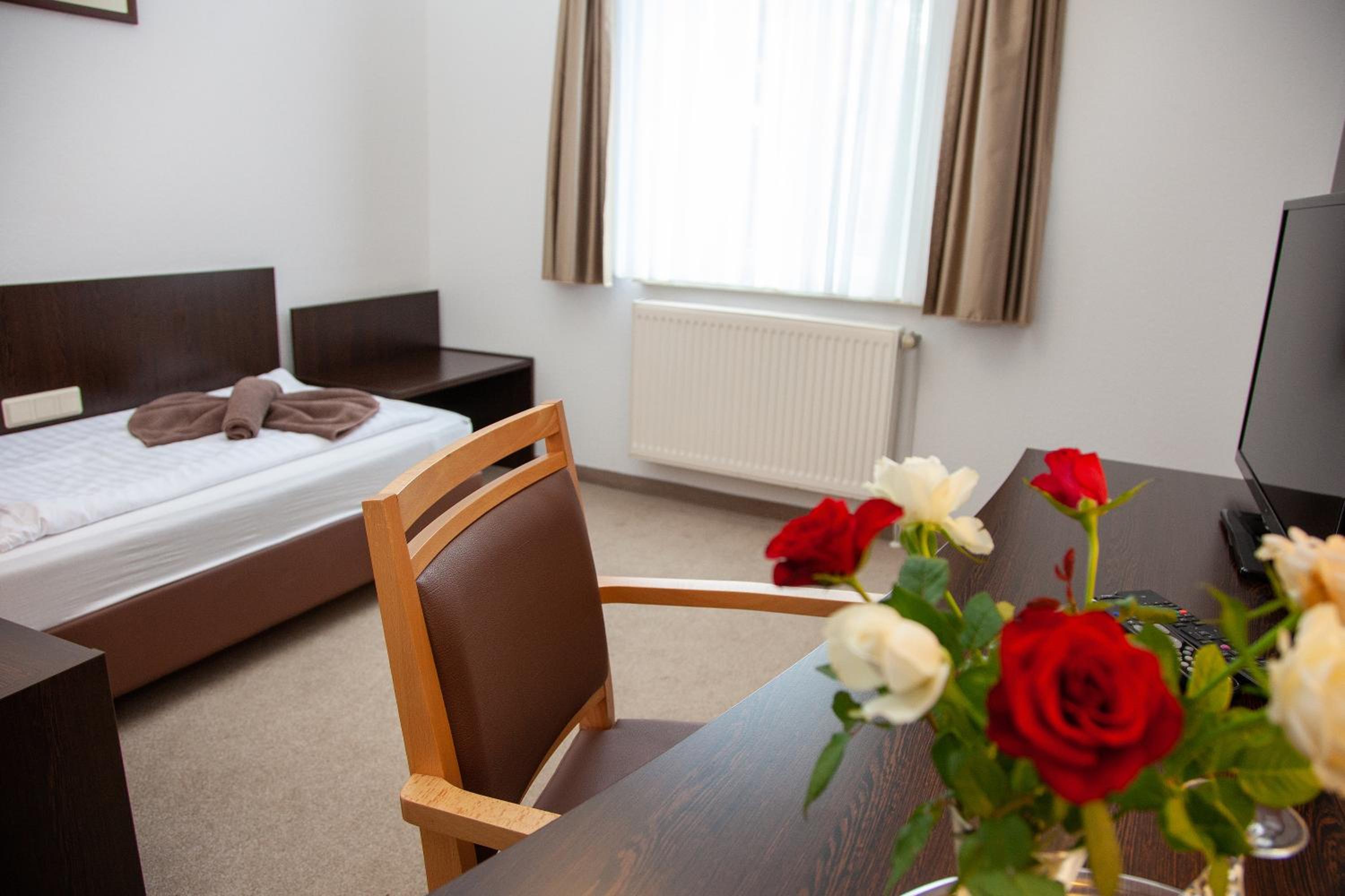 Single Room photo 3