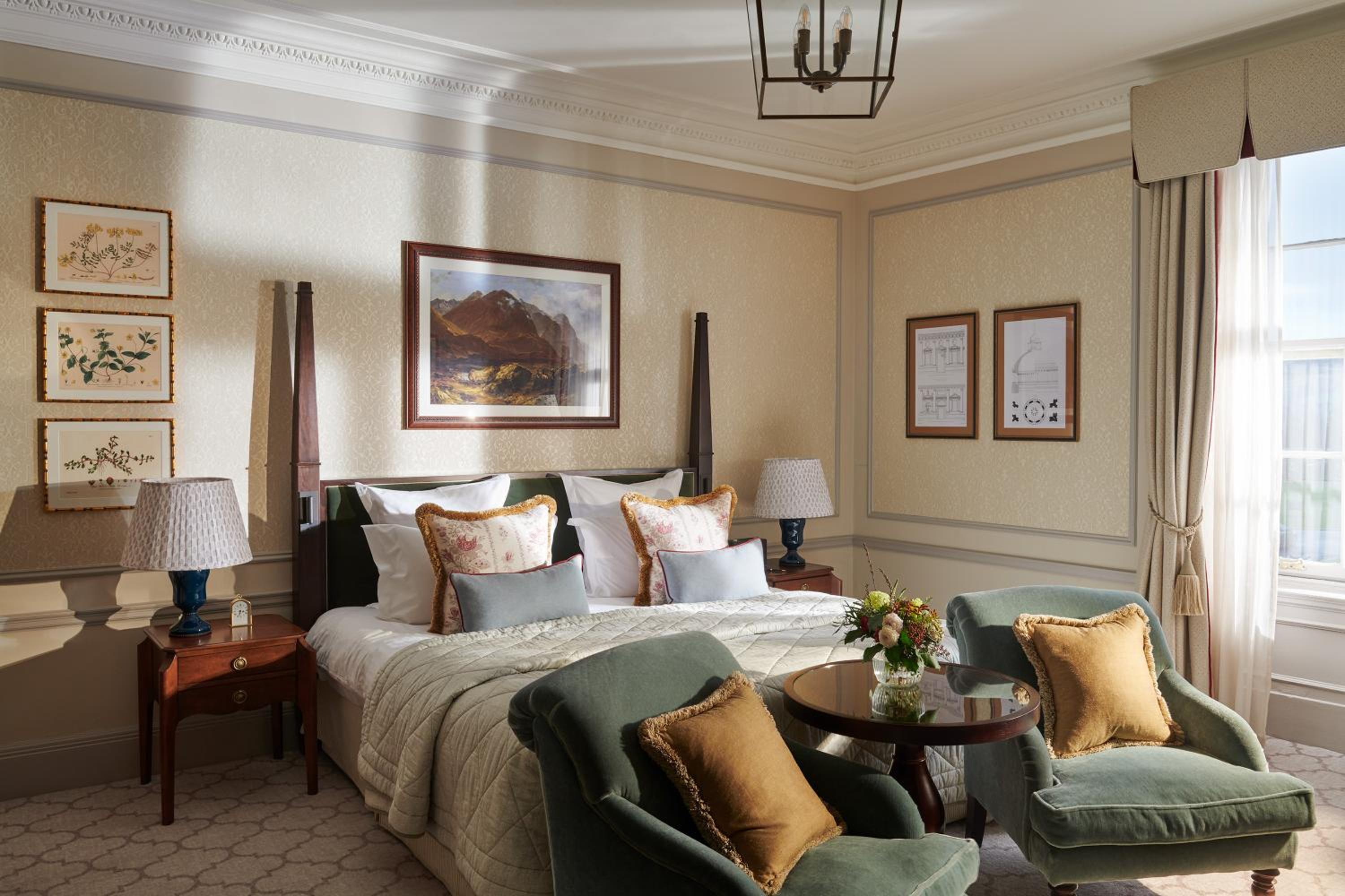 Luxury King Room with View - Photo 1