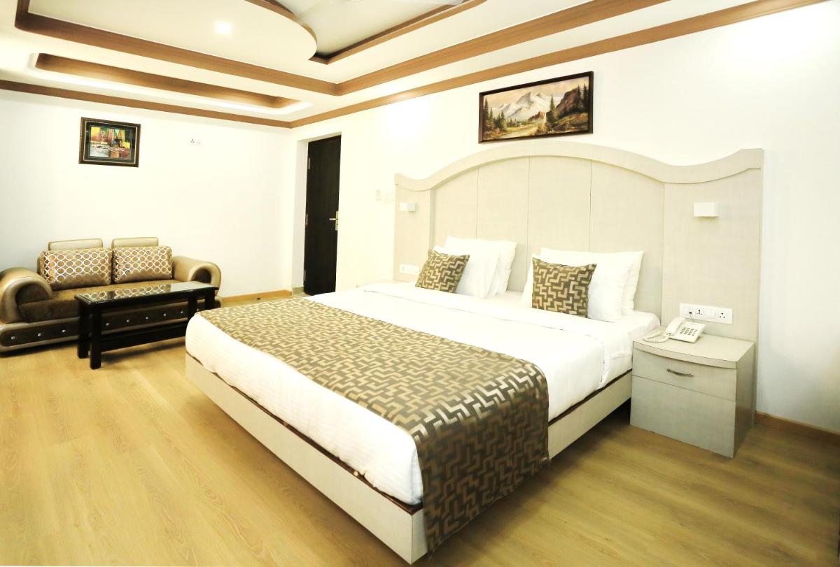 Deluxe Suite