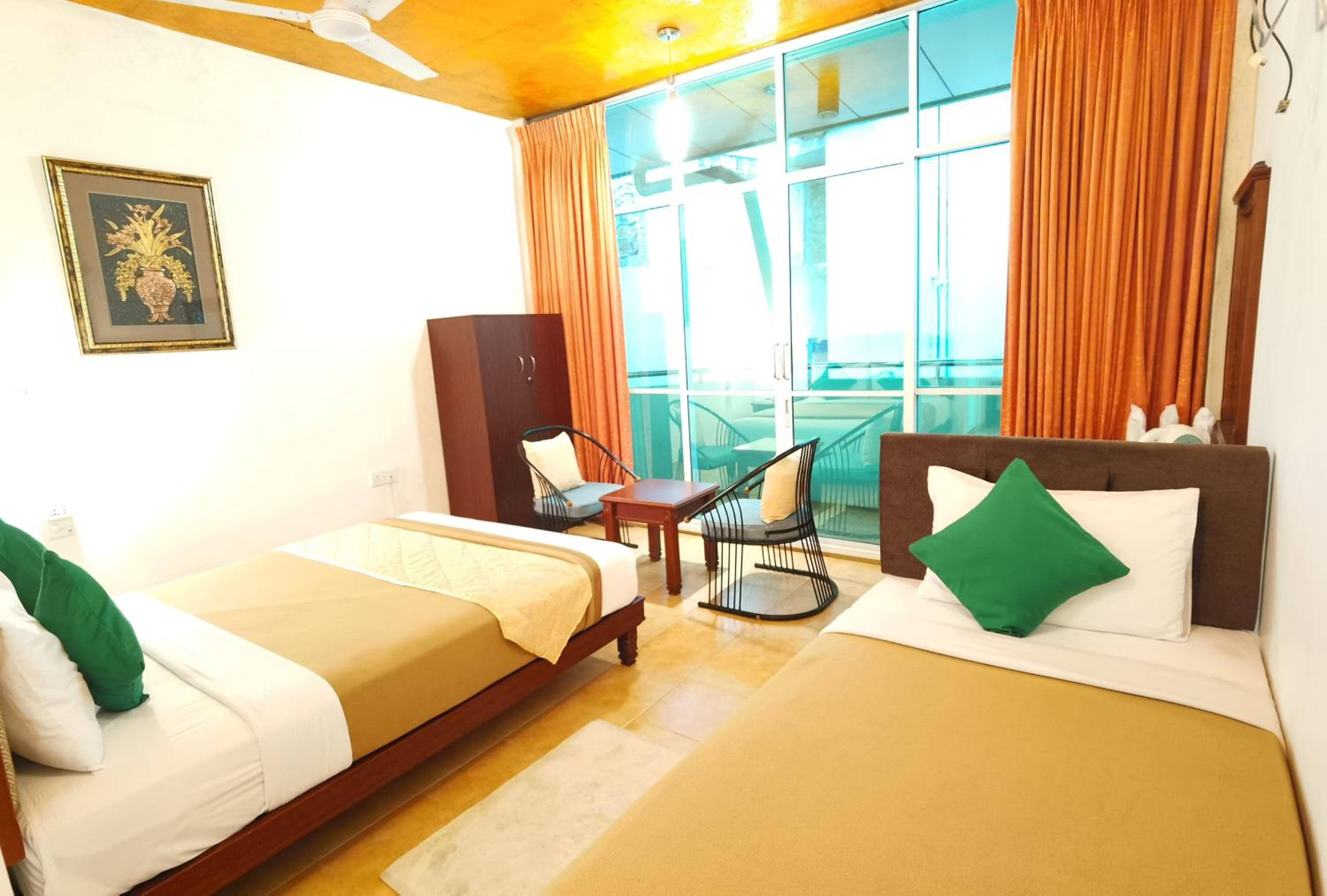 Standard Triple Room photo 2