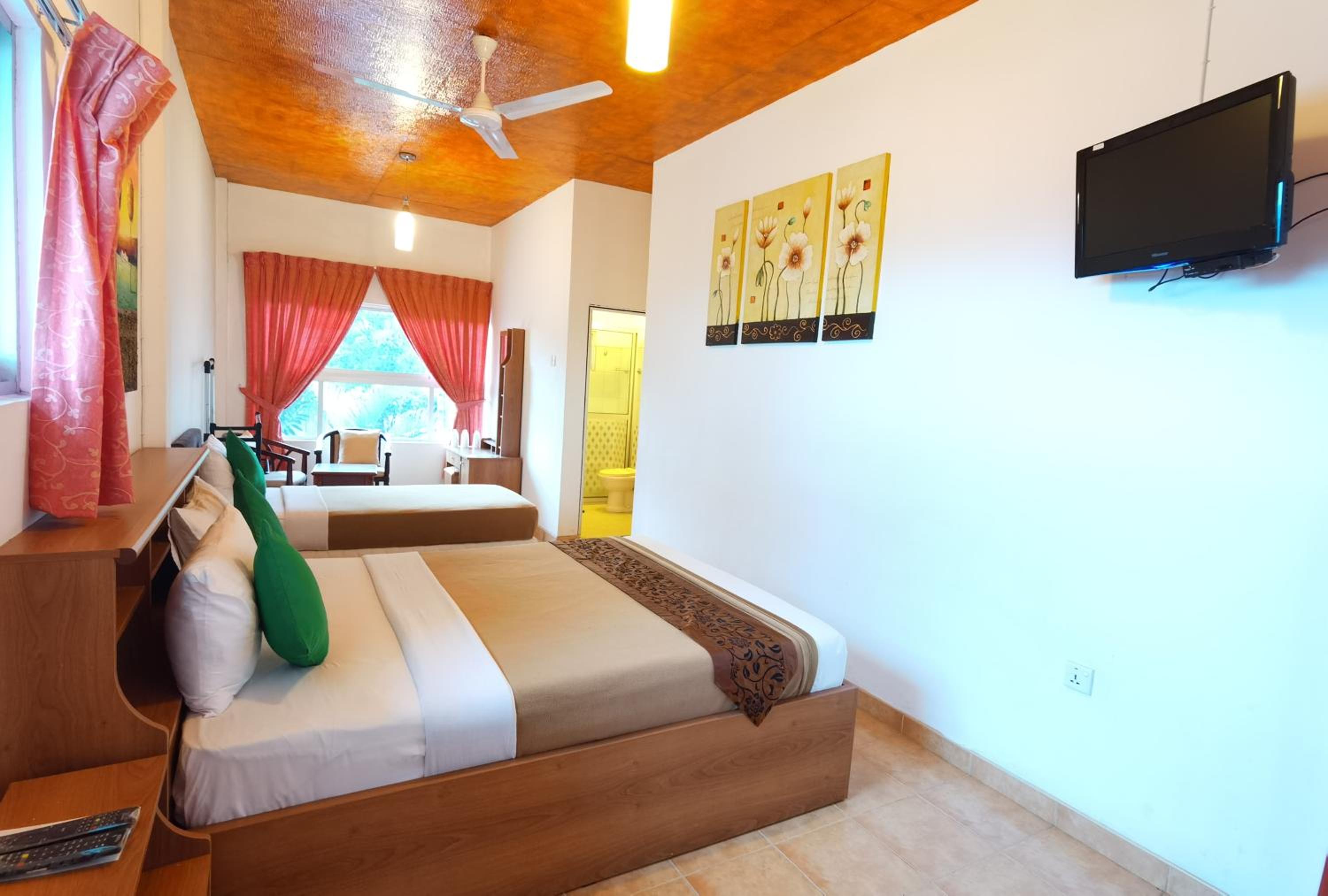 Standard Triple Room photo 3