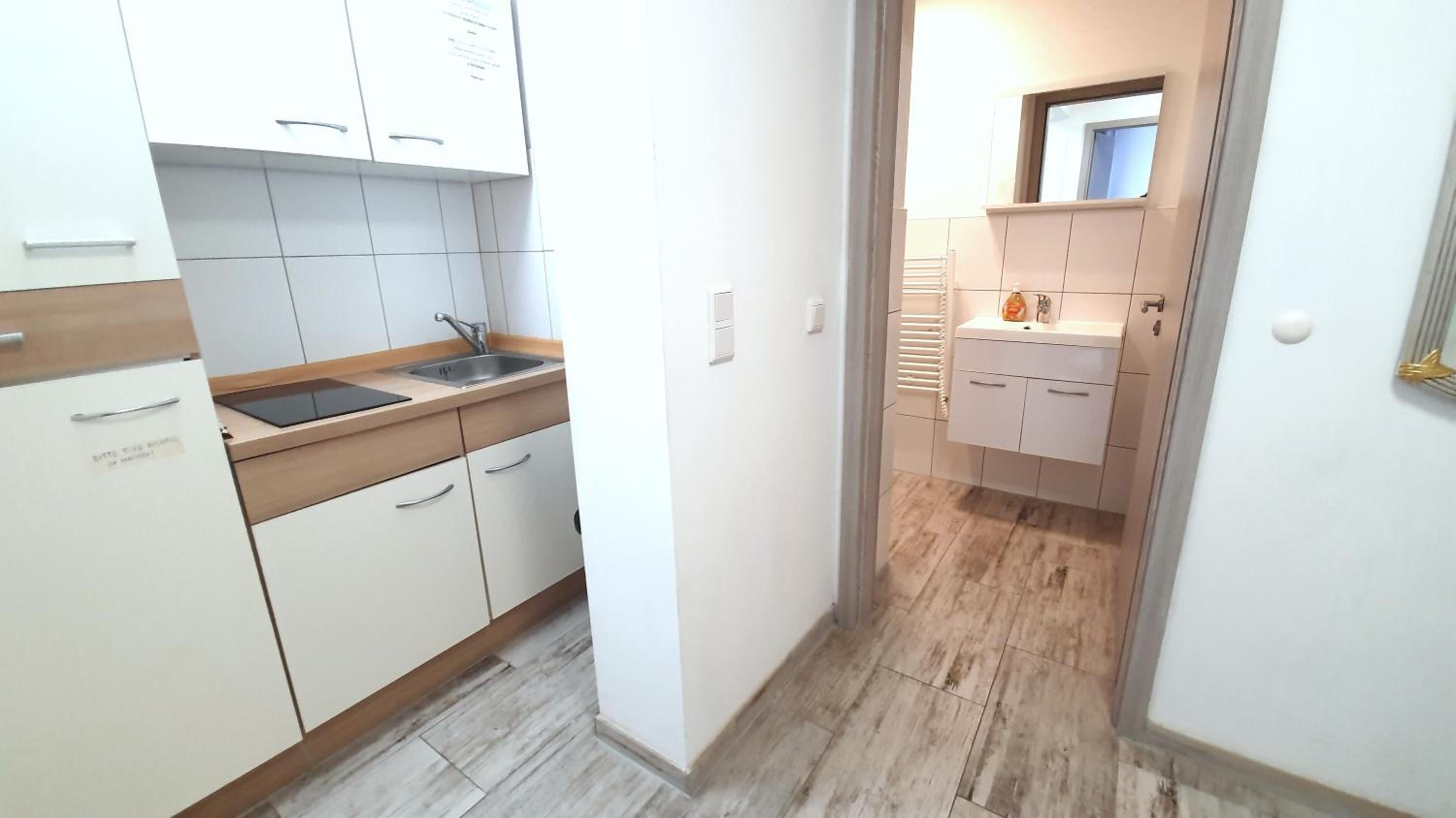 One-Bedroom Apartment 1 photo 2