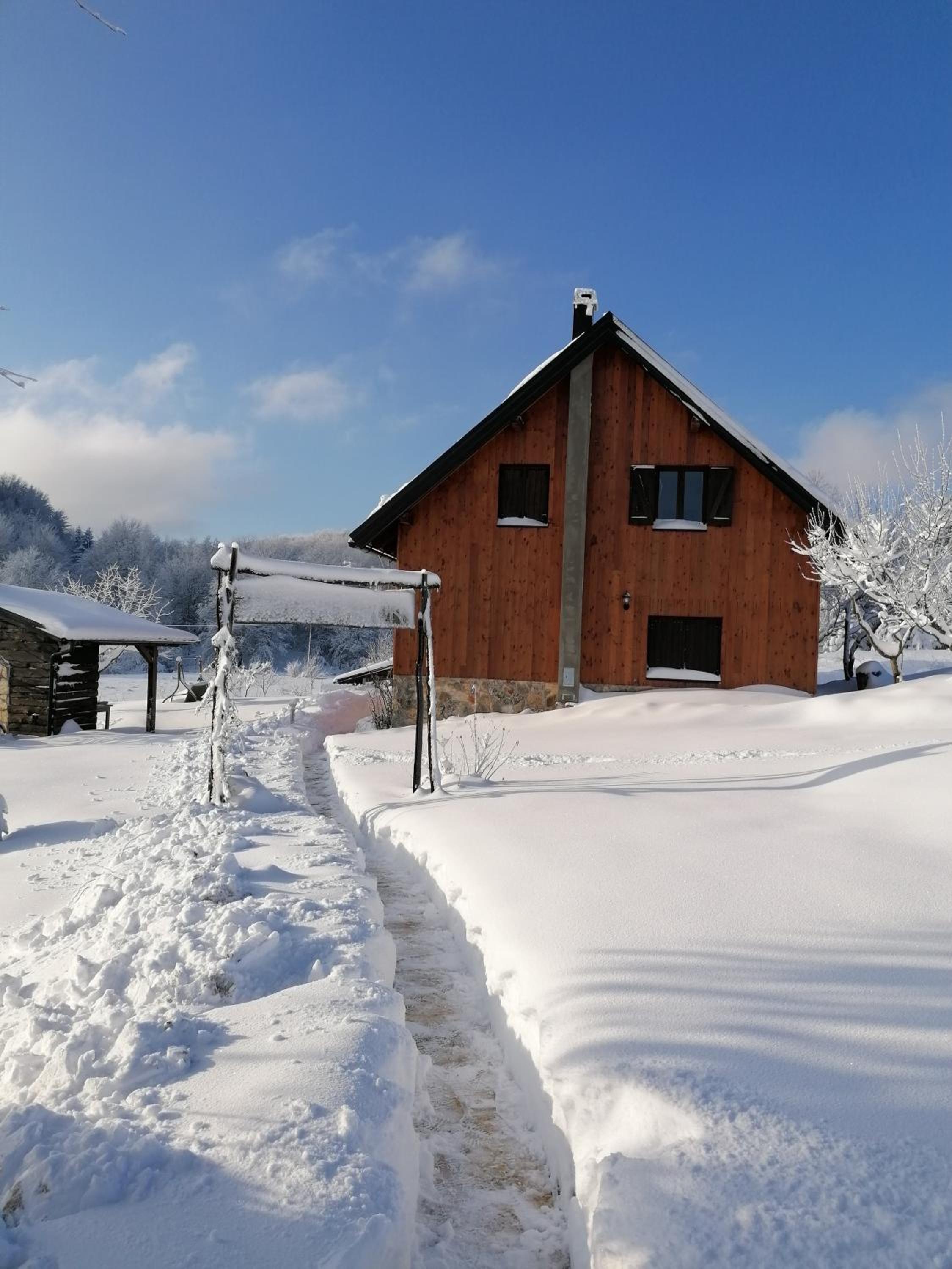 Two-Bedroom Chalet - Photo 15